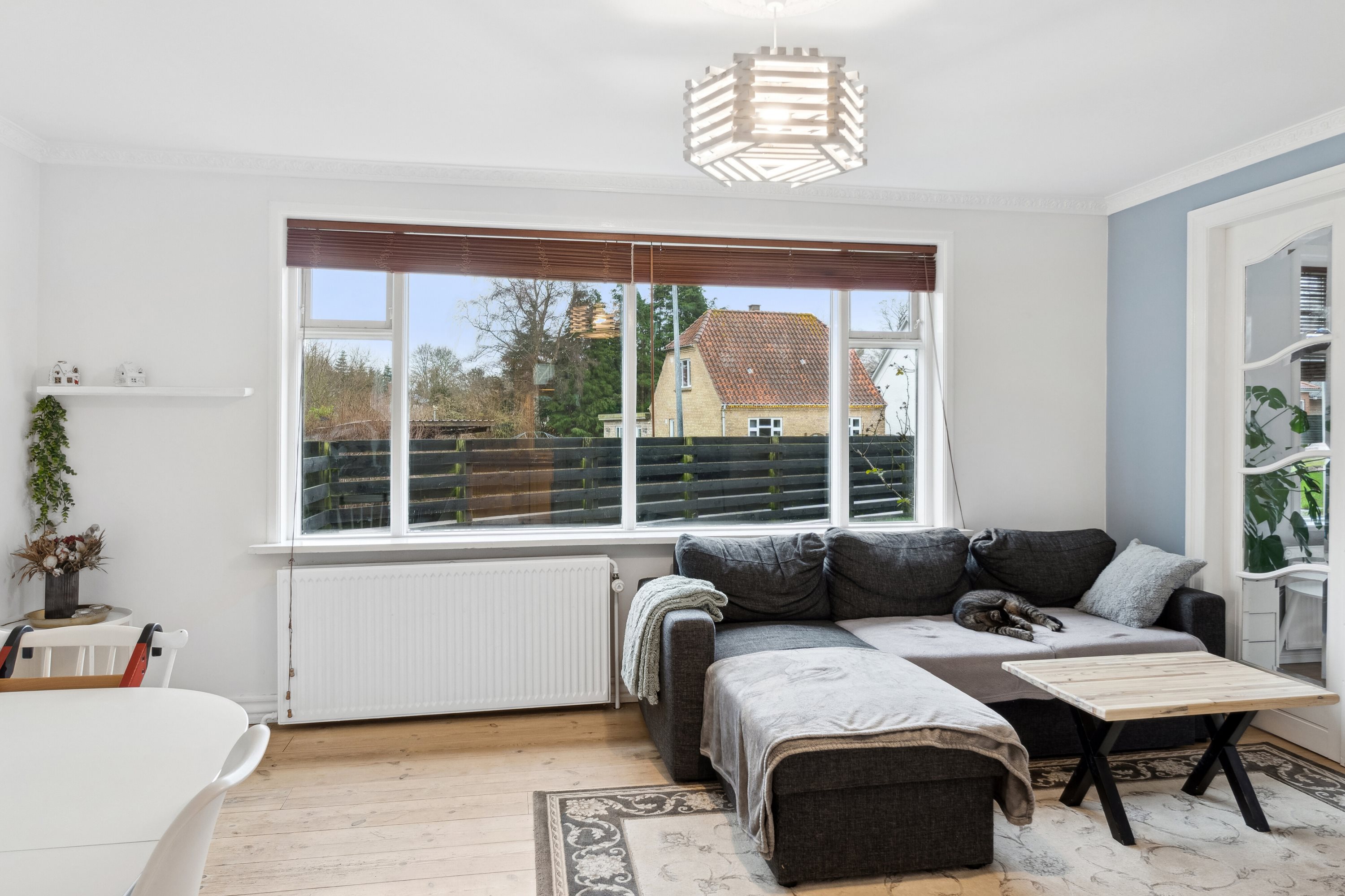 Fremhævet stue billede i fuldskærmstilstand. Billede af Rørkærvej 7, 4760 Vordingborg