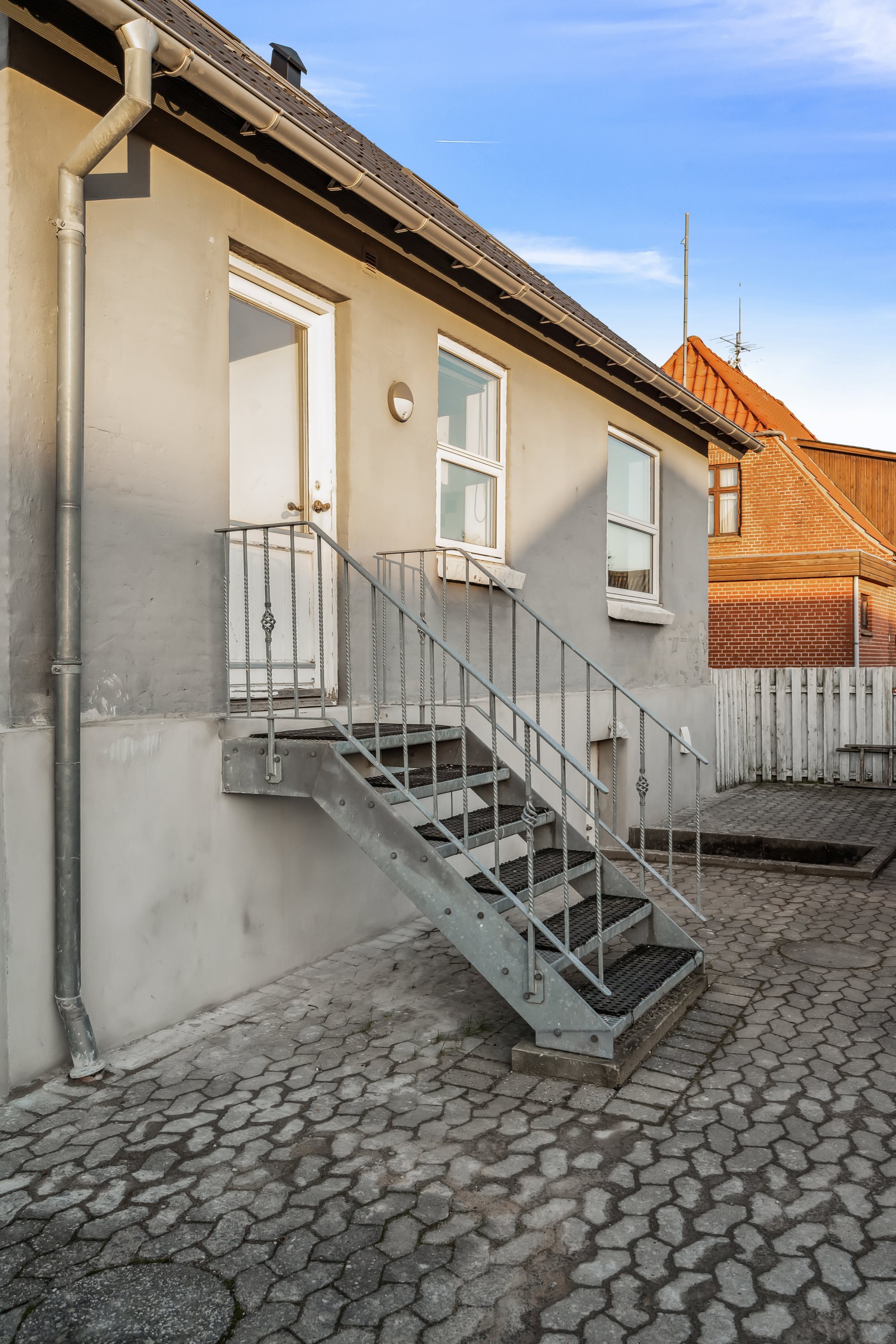 Fremhævet ejendom 1 billede i fuldskærmstilstand. Billede af Nygade 2H, 8963 Auning