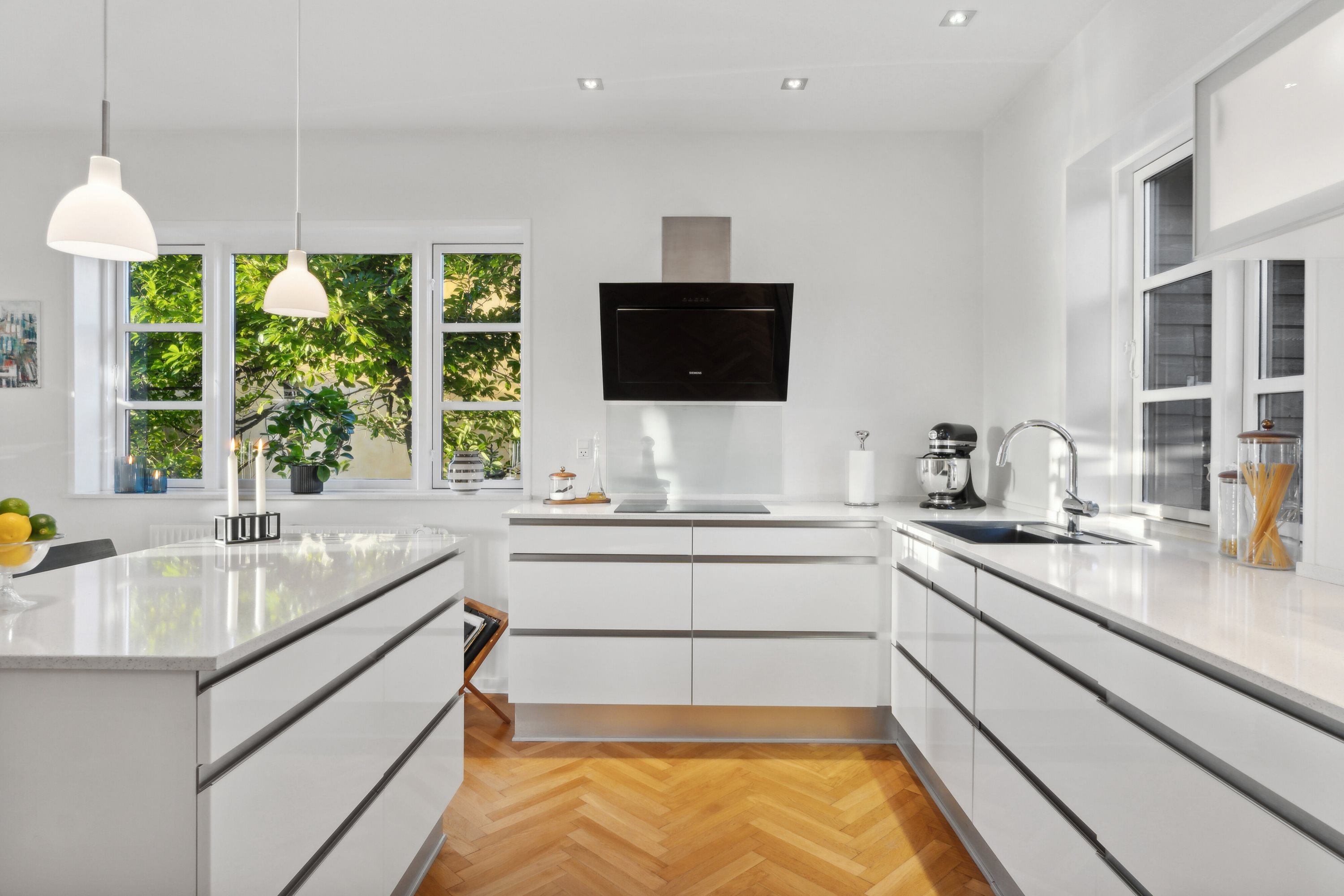 Fremhævet køkken billede i fuldskærmstilstand. Billede af Sætting Strandvej 32, 5700 Svendborg