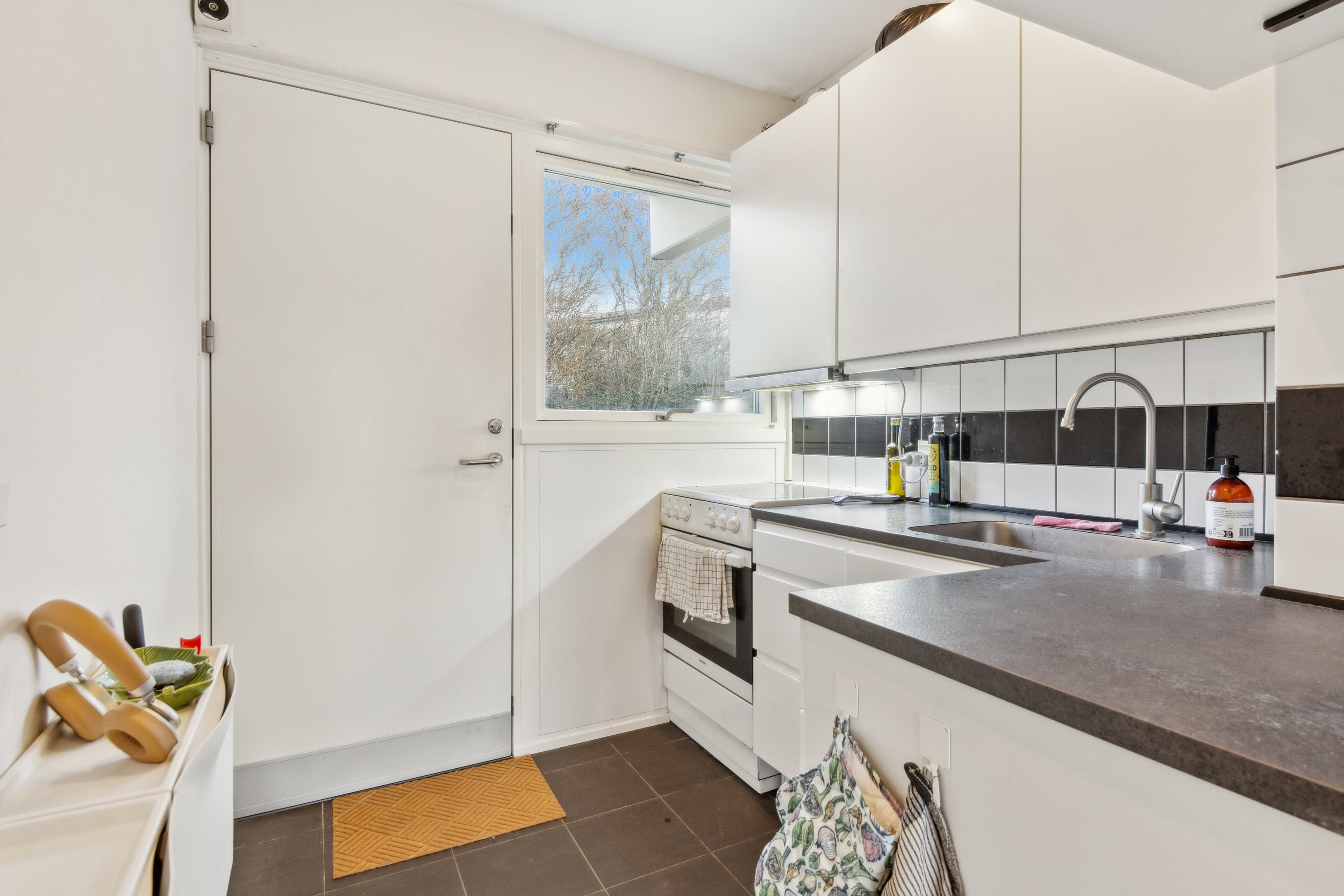 Miniaturebillede 1: bryggers. Billede af Gertrud Rasks Vej 83, st.., 9210 Aalborg SØ