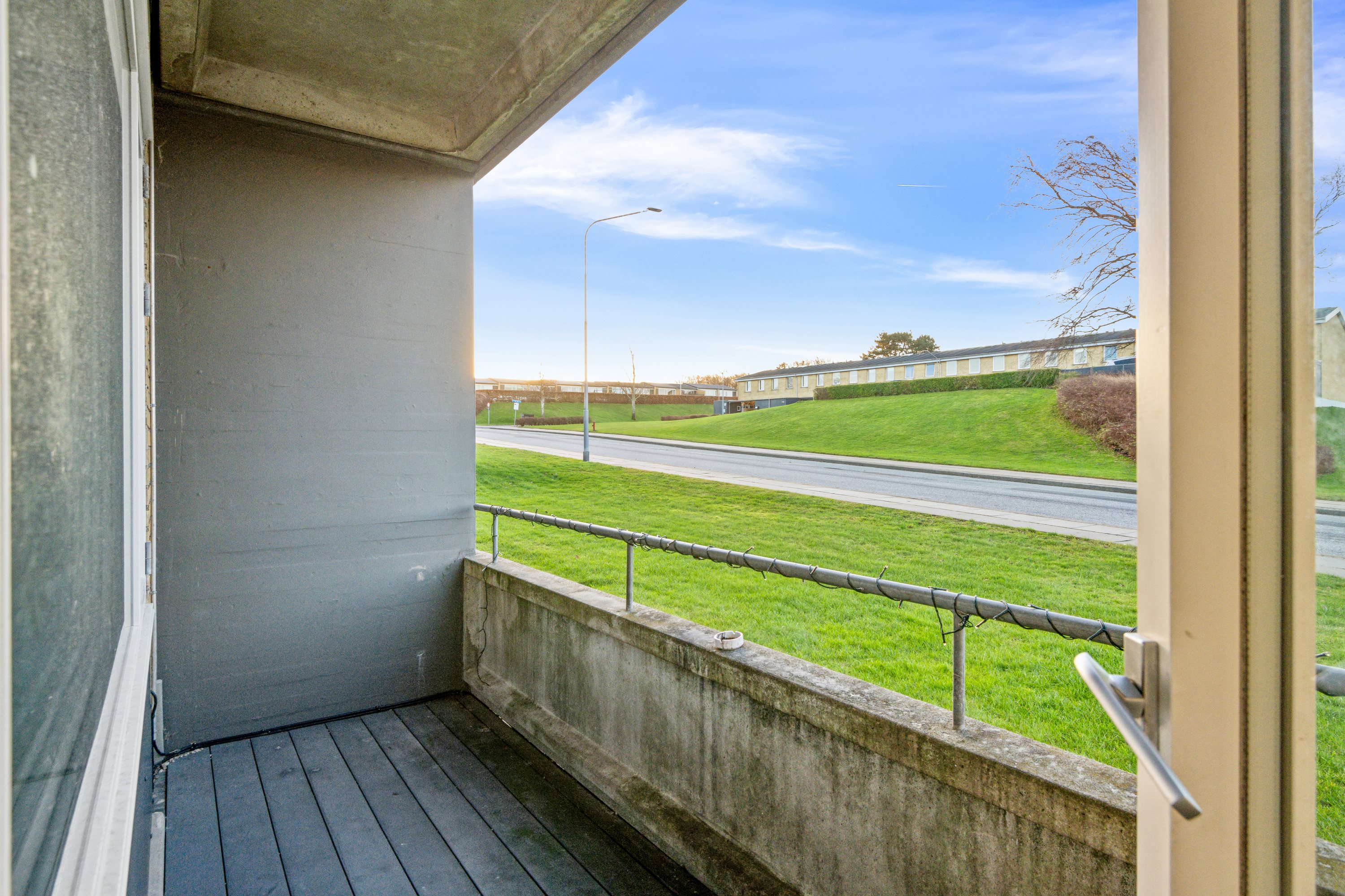 Fremhævet altan billede i fuldskærmstilstand. Billede af Gertrud Rasks Vej 83, st.., 9210 Aalborg SØ