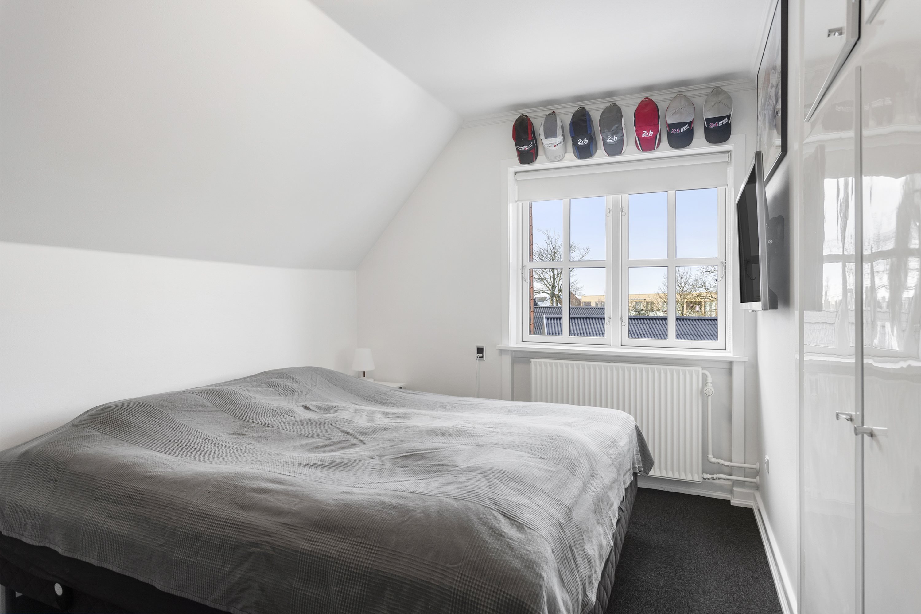 Fremhævet værelse billede i fuldskærmstilstand. Billede af Kløvermarksvej 11, 9800 Hjørring