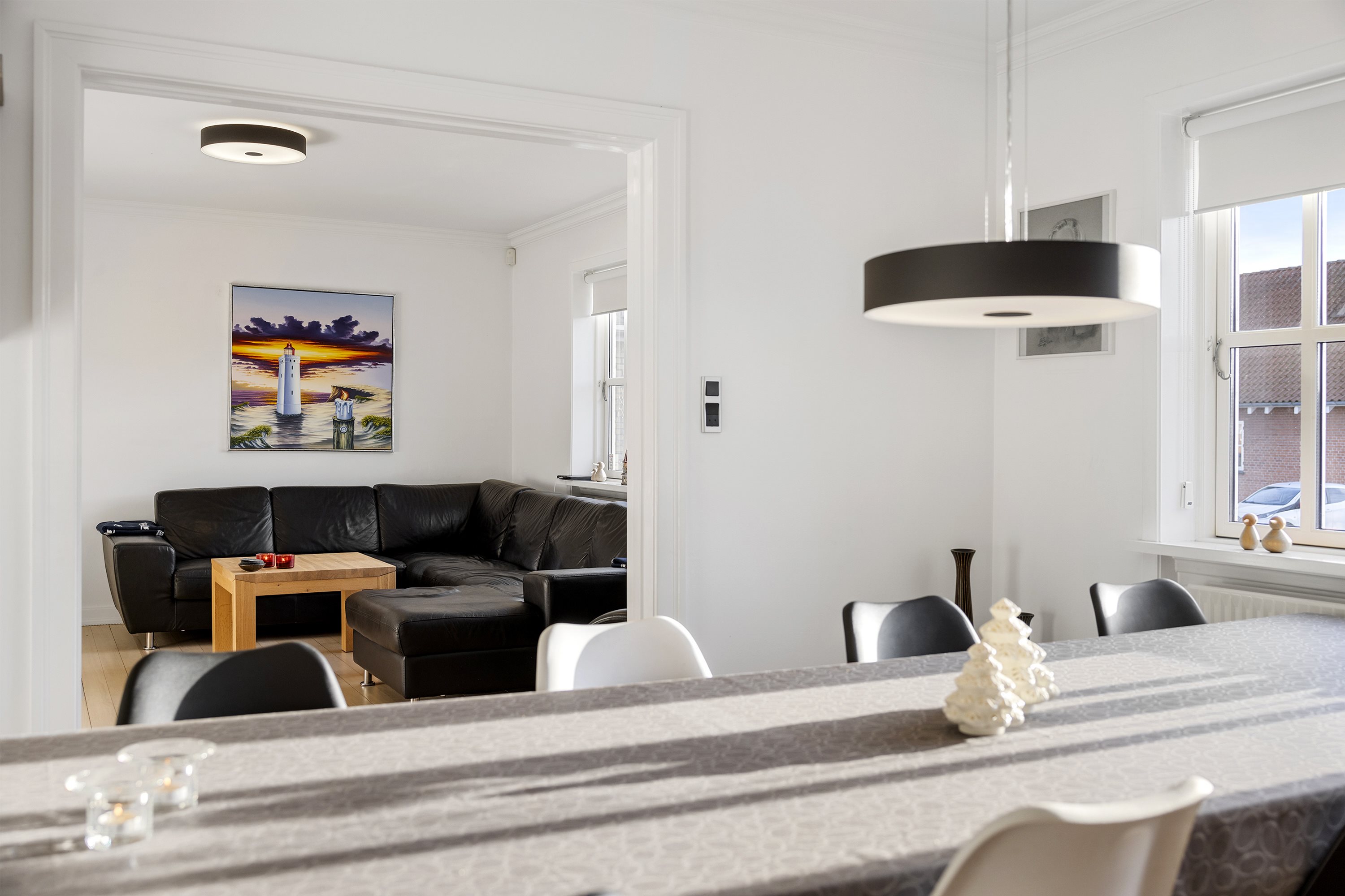 Fremhævet spisestue billede i fuldskærmstilstand. Billede af Kløvermarksvej 11, 9800 Hjørring