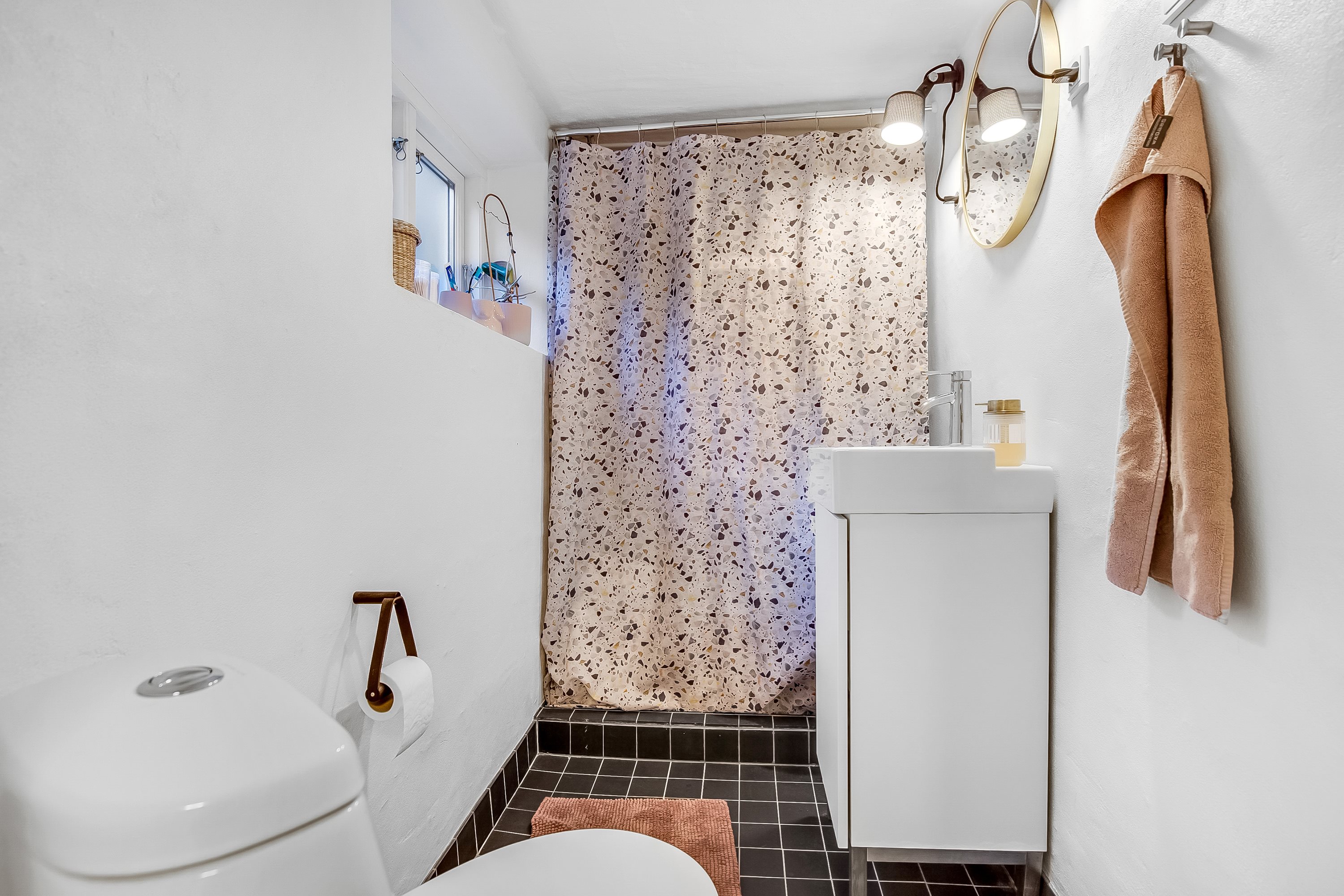 Fremhævet badeværelse billede i fuldskærmstilstand. Billede af Bellevuegade 54, 6000 Kolding