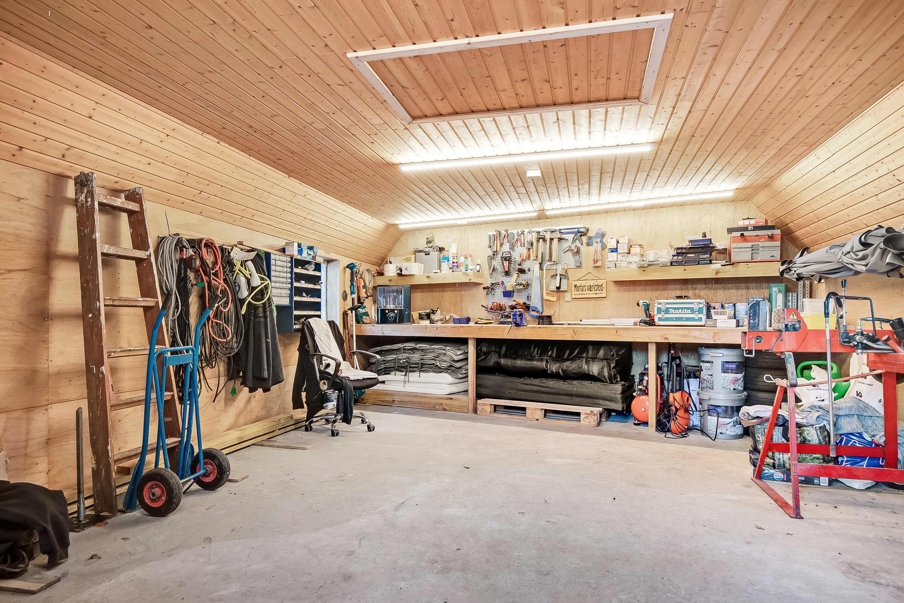 Fremhævet værksted billede i fuldskærmstilstand. Billede af Stenholt 1, 6092 Sønder Stenderup