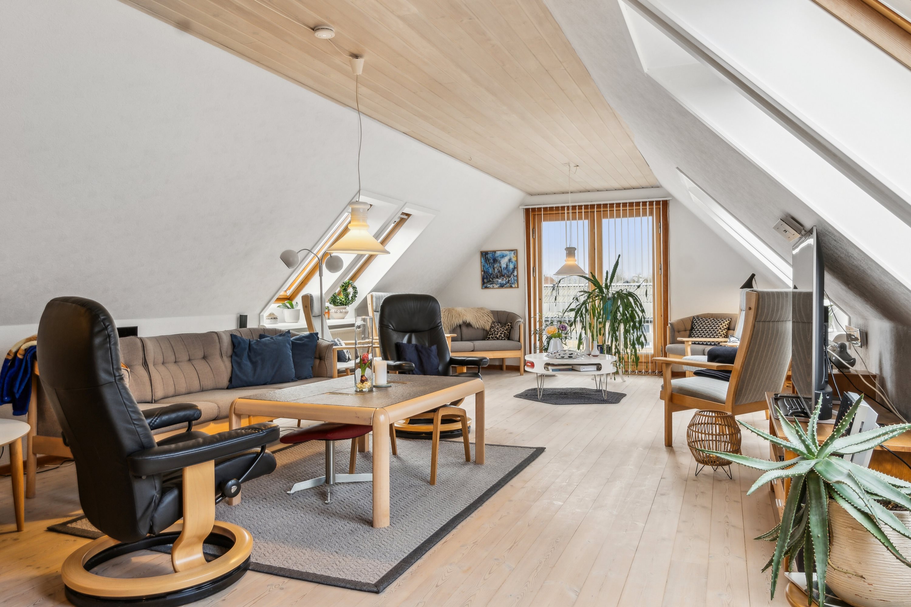 Fremhævet stue billede i fuldskærmstilstand. Billede af Vænget 11, Lørslev, 9800 Hjørring