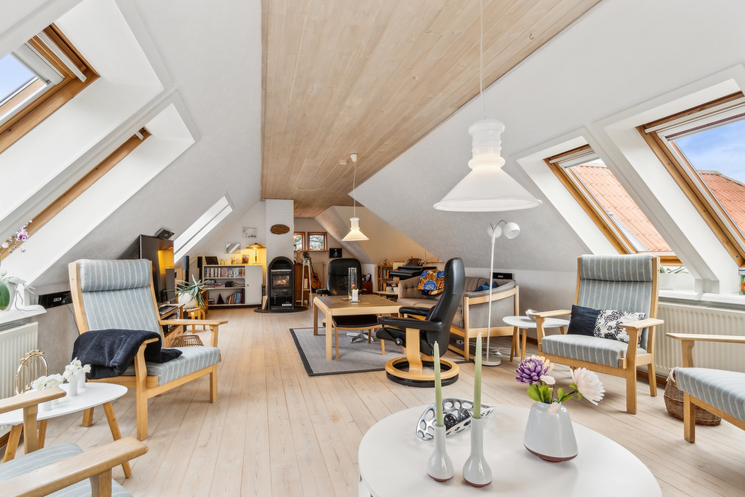 Fremhævet stue billede i fuldskærmstilstand. Billede af Vænget 11, Lørslev, 9800 Hjørring