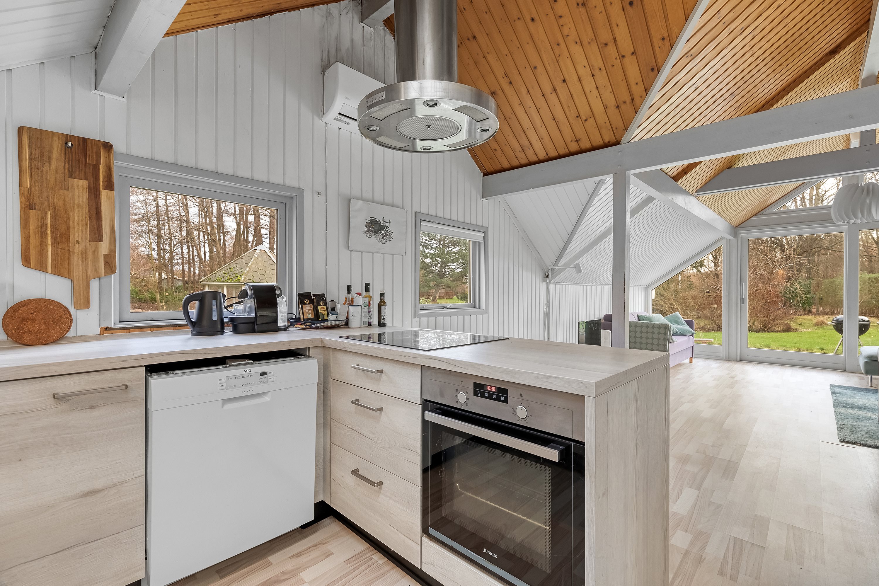 Fremhævet køkken billede i fuldskærmstilstand. Billede af Plantagevej 18, Kulhuse, 3630 Jægerspris