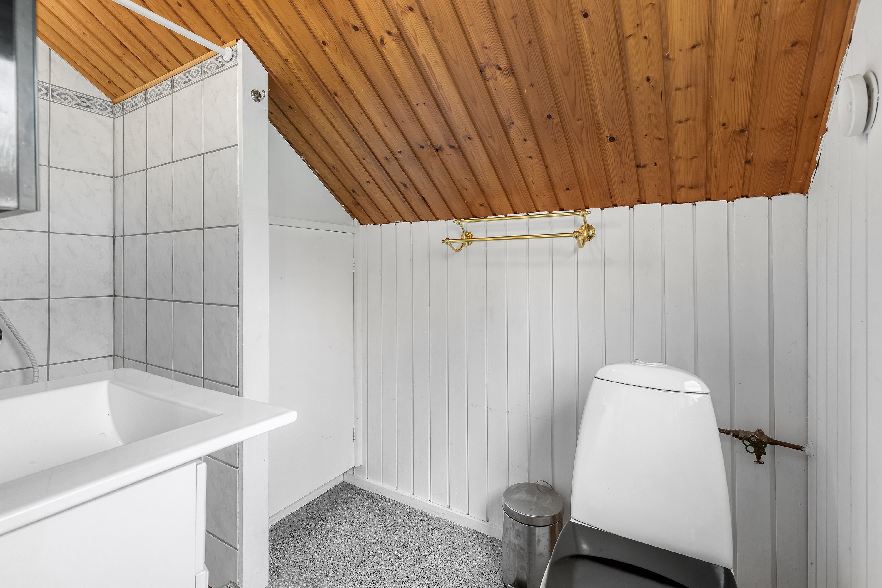 Fremhævet badeværelse billede i fuldskærmstilstand. Billede af Plantagevej 18, Kulhuse, 3630 Jægerspris