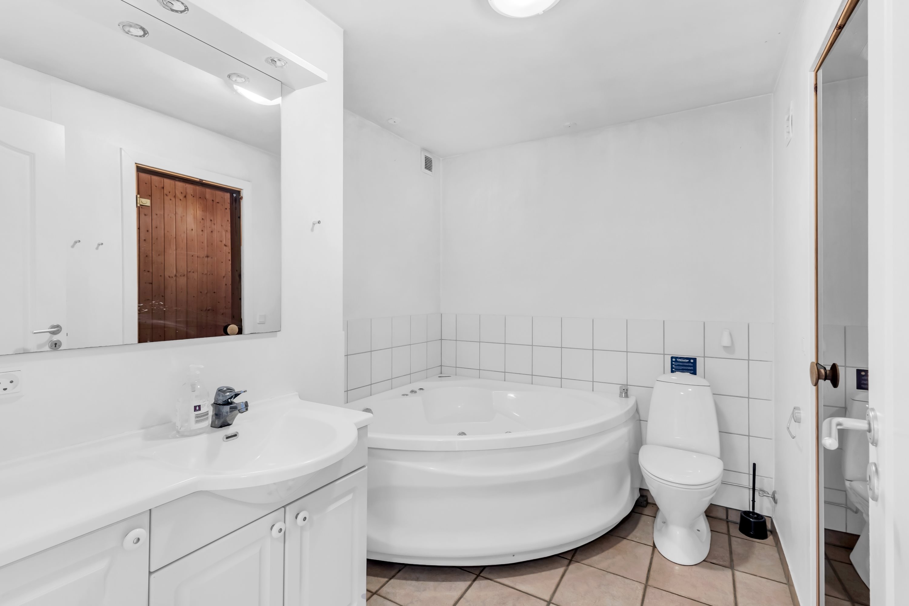 Fremhævet  billede i fuldskærmstilstand. Billede af Løjt Bellevue 23, Løjt, 6200 Aabenraa