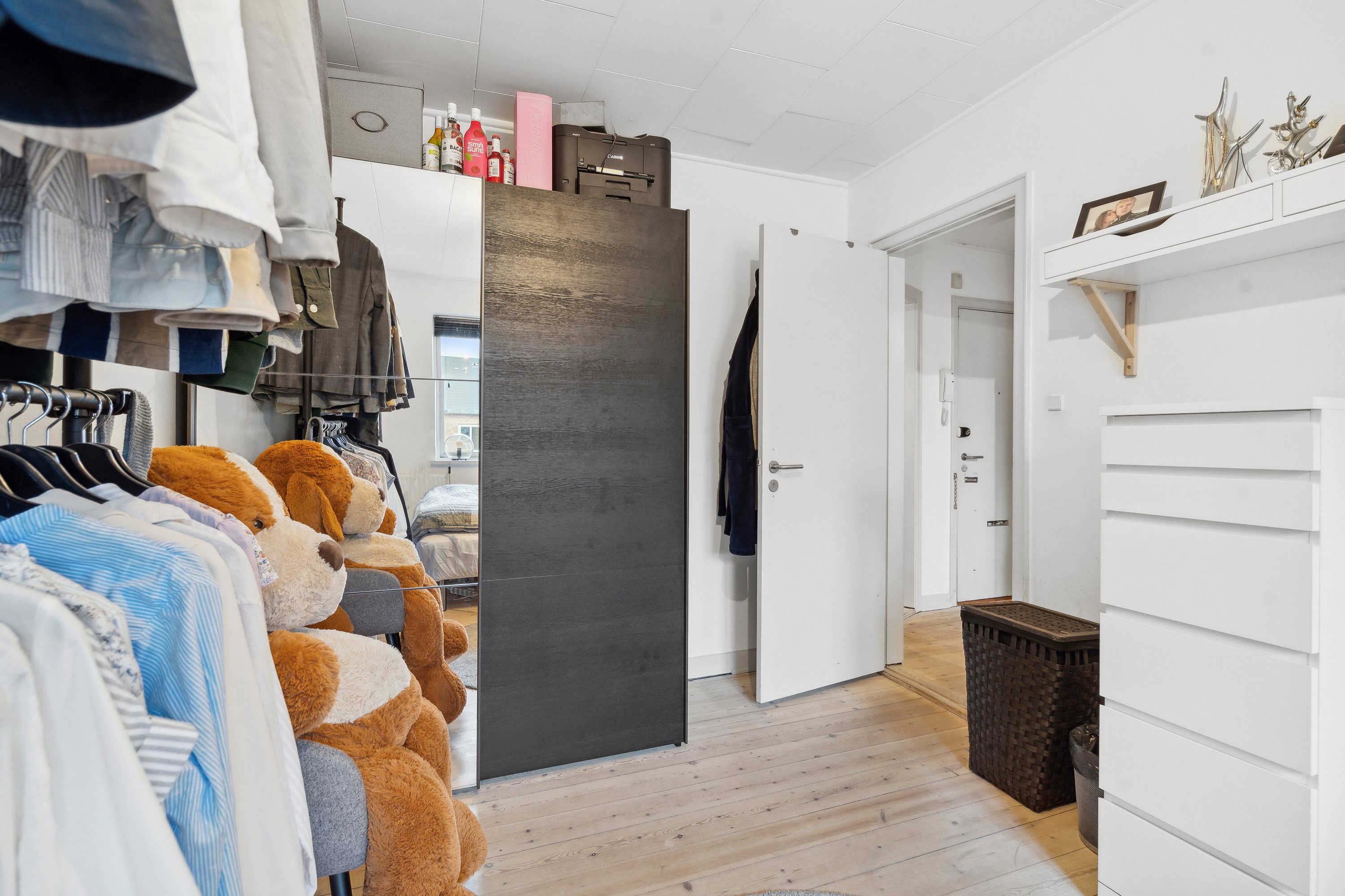 Fremhævet værelse billede i fuldskærmstilstand. Billede af Schacksgade 17, 3. th., 5000 Odense C