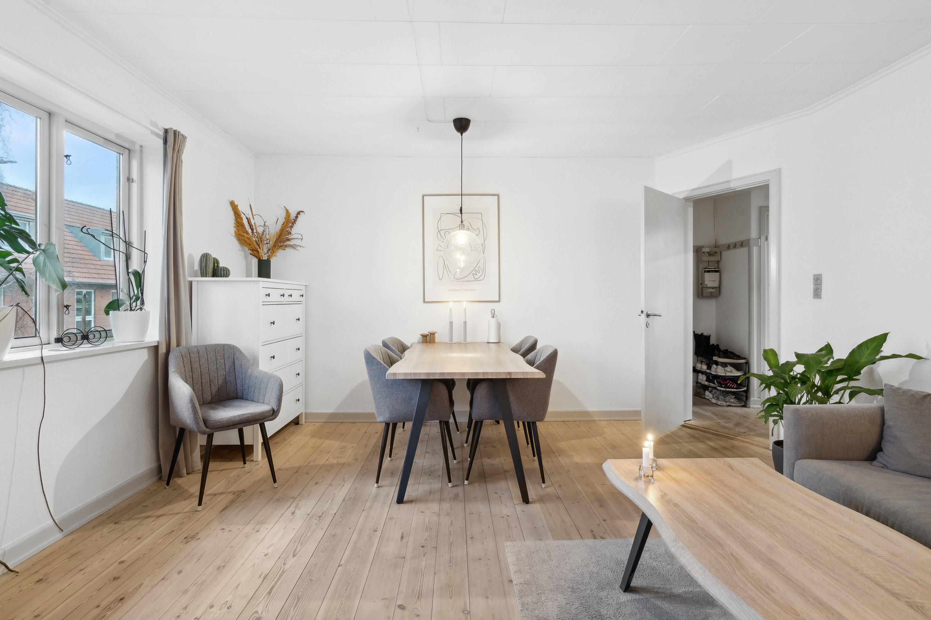 Fremhævet stue billede i fuldskærmstilstand. Billede af Schacksgade 17, 3. th., 5000 Odense C