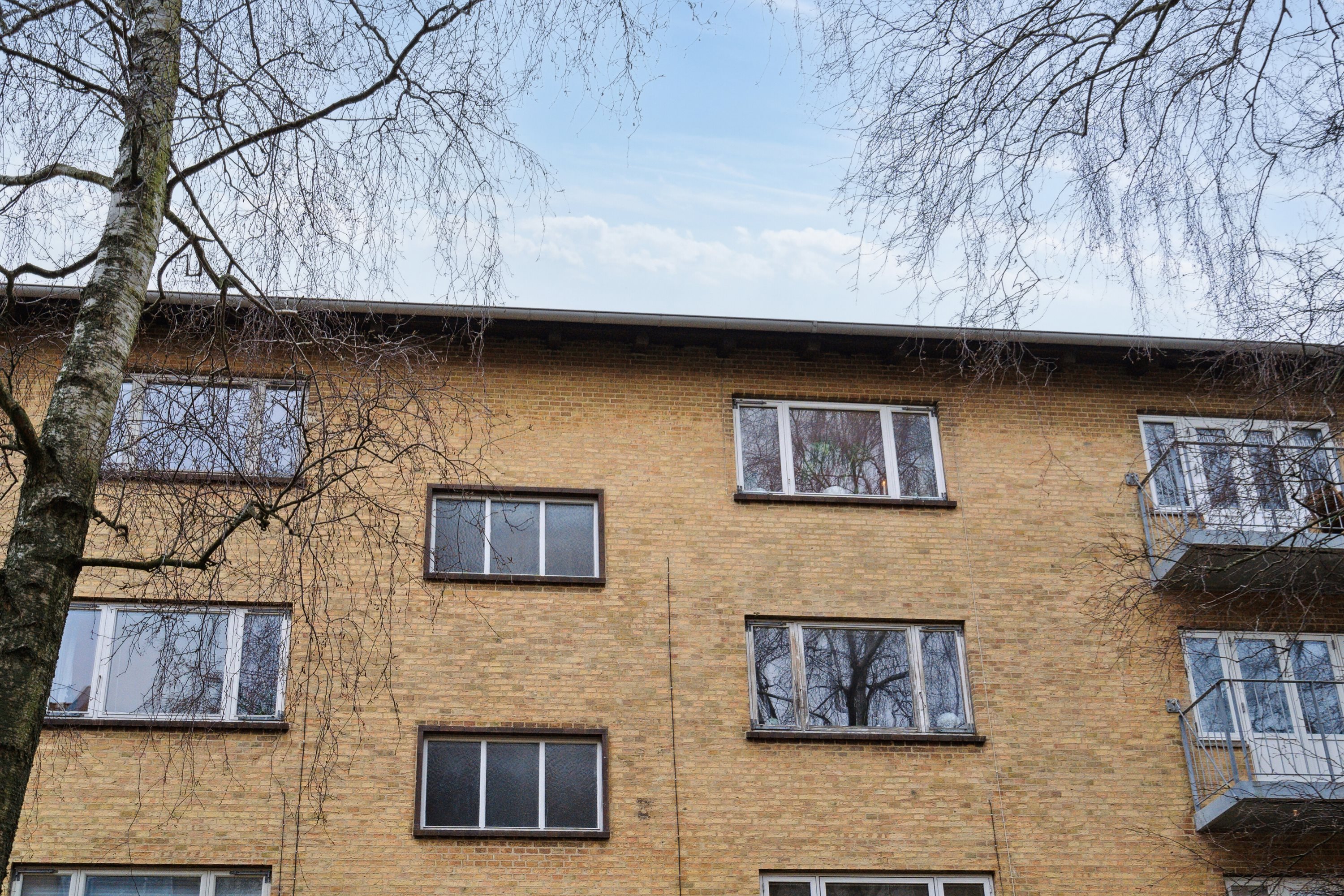 Fremhævet gårdmiljø billede i fuldskærmstilstand. Billede af Schacksgade 17, 3. th., 5000 Odense C