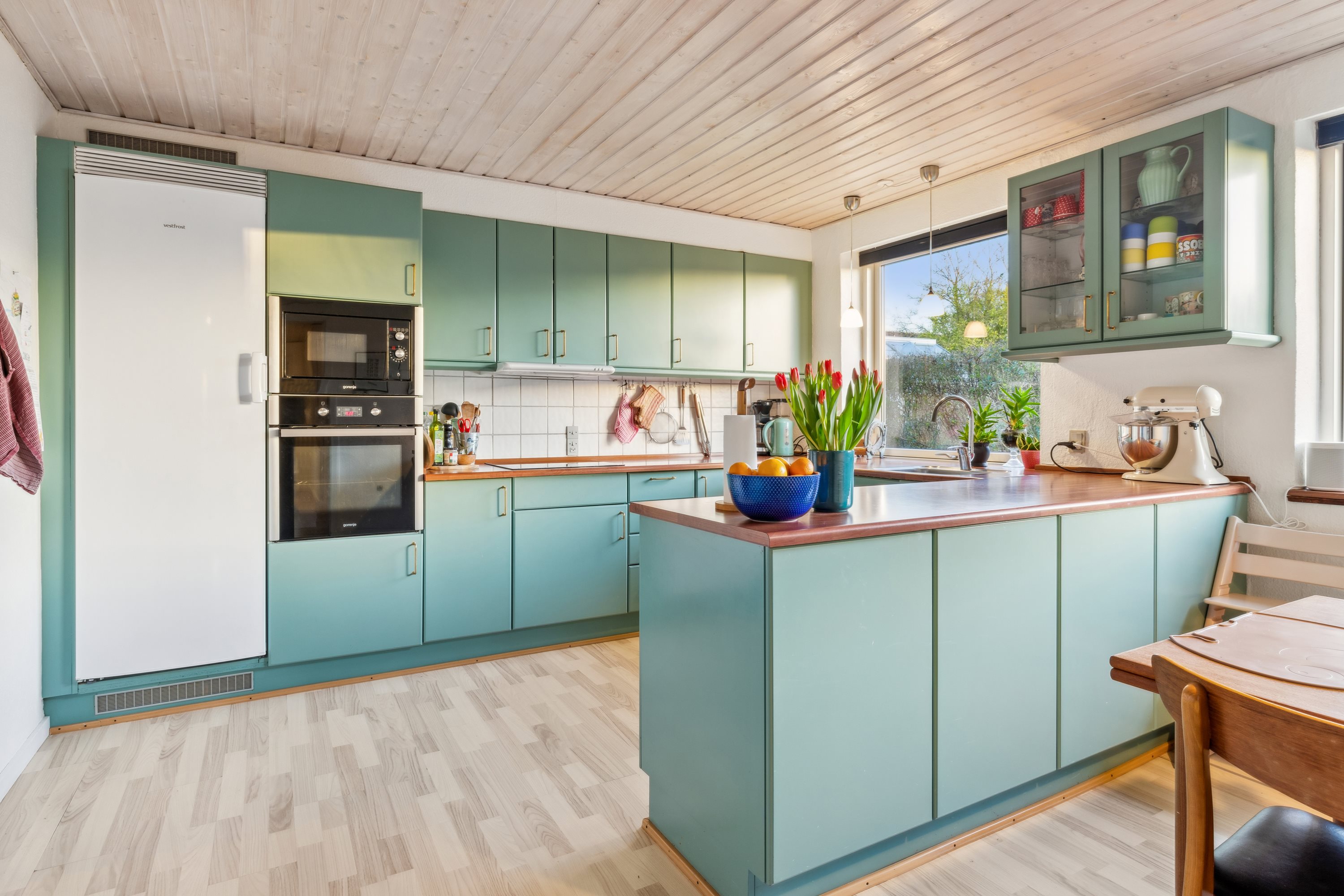 Fremhævet køkken billede i fuldskærmstilstand. Billede af Hulvejen 5, Sparkær, 8800 Viborg