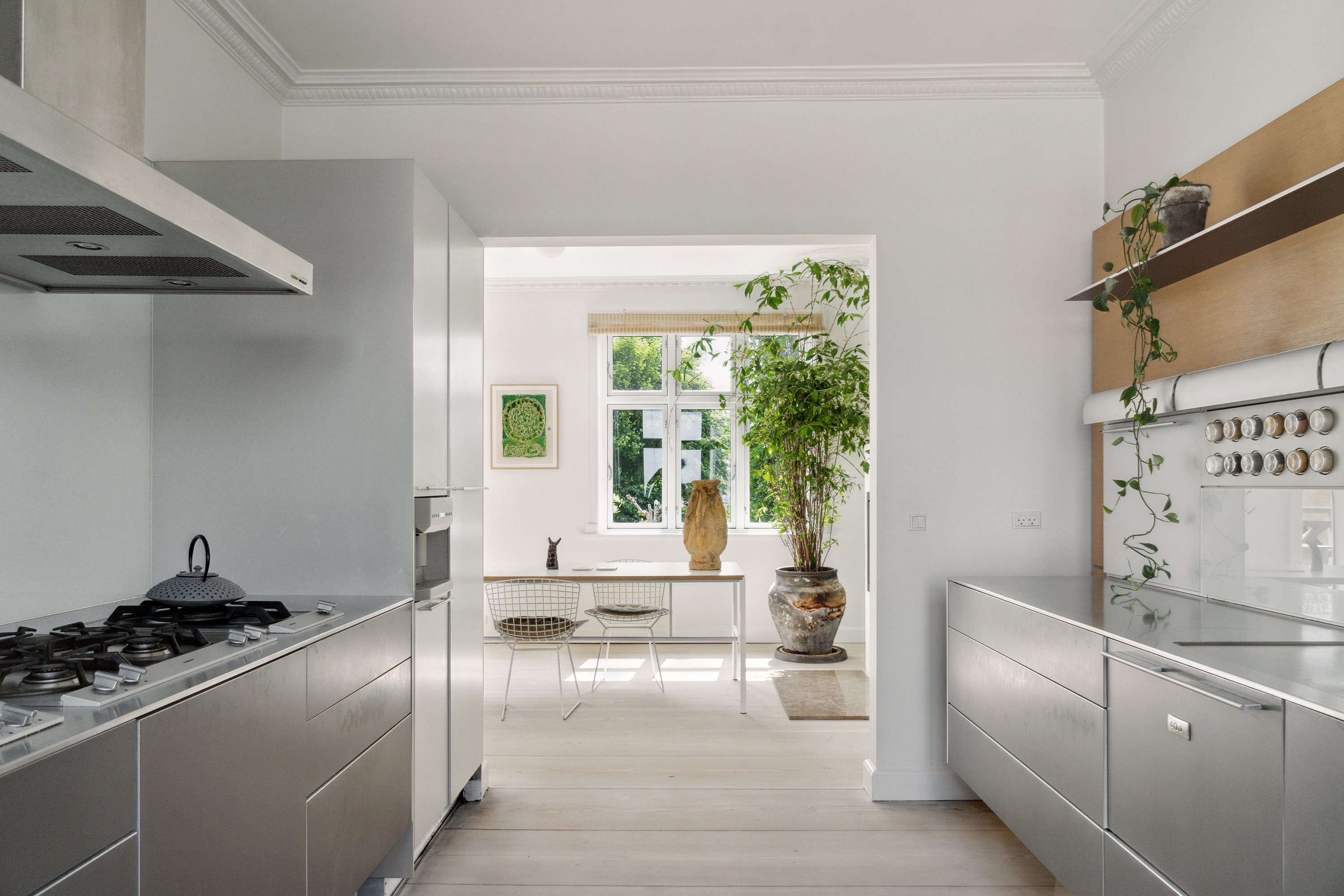 Fremhævet  billede i fuldskærmstilstand. Billede af Becksvej 1, 1., 2930 Klampenborg