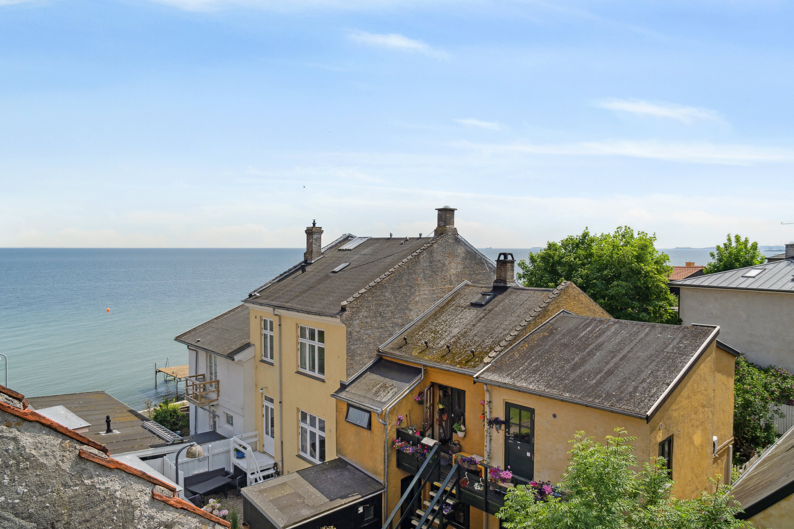 Fremhævet  billede i fuldskærmstilstand. Billede af Becksvej 1, 1., 2930 Klampenborg