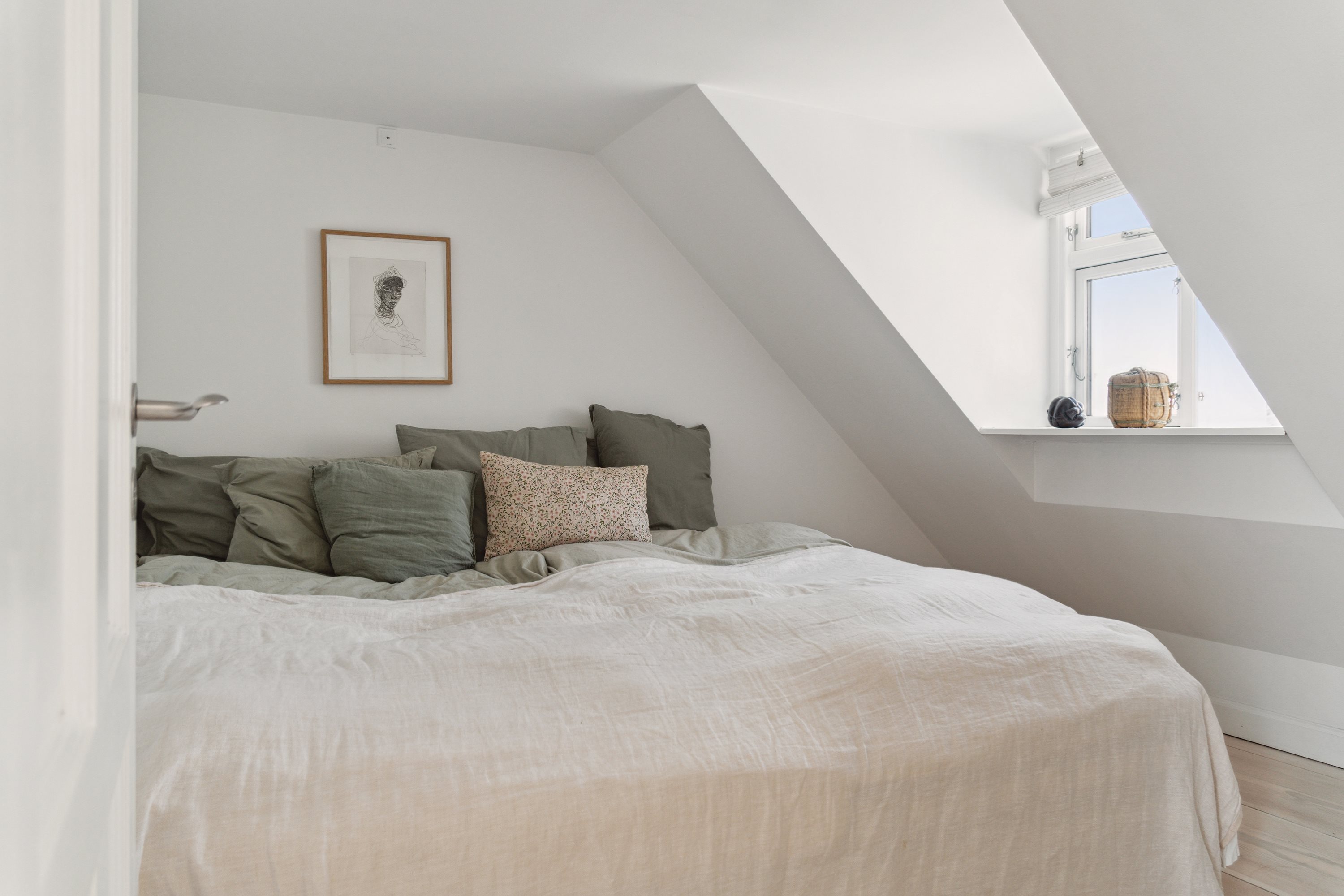 Fremhævet  billede i fuldskærmstilstand. Billede af Becksvej 1, 1., 2930 Klampenborg