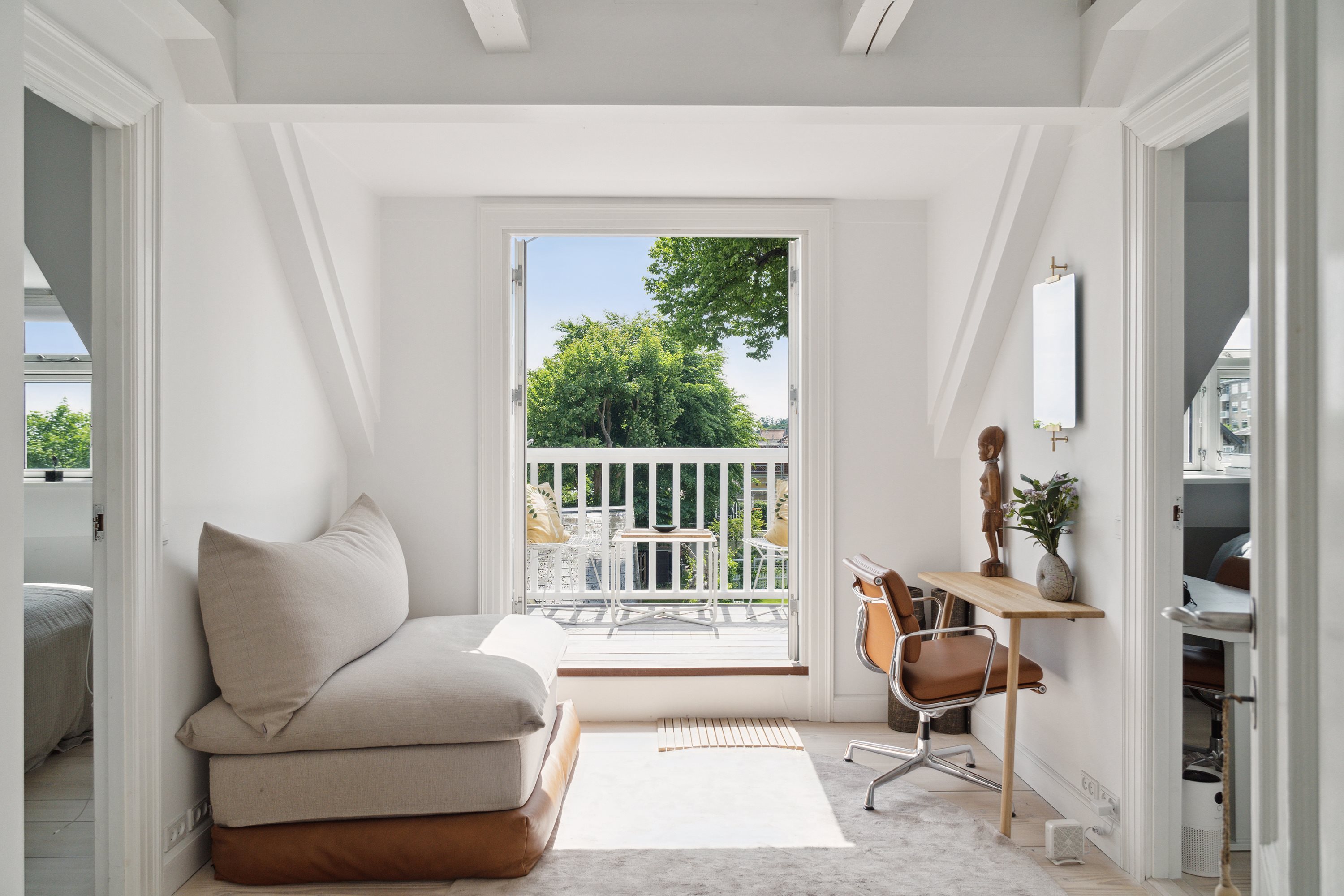 Fremhævet  billede i fuldskærmstilstand. Billede af Becksvej 1, 1., 2930 Klampenborg