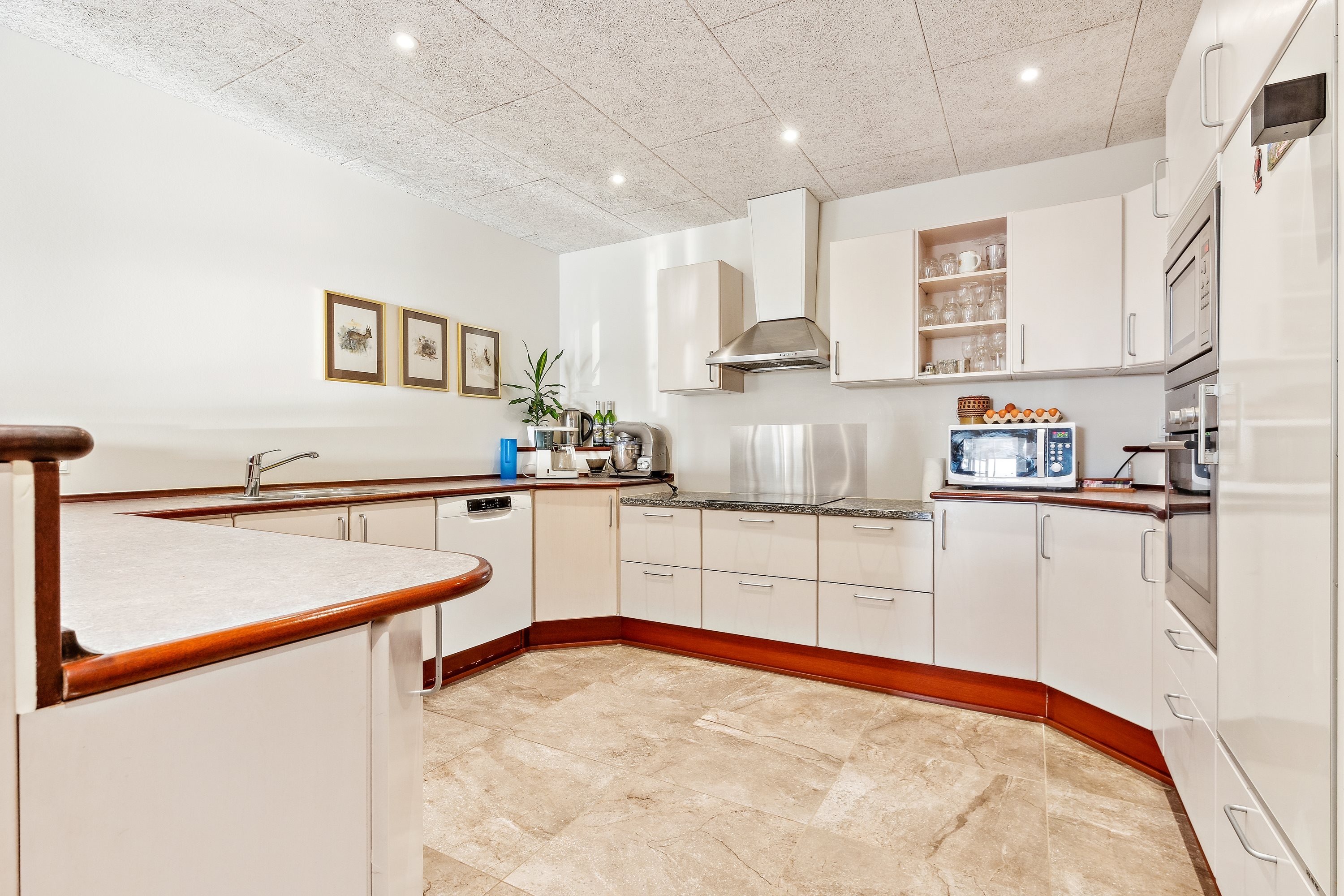 Fremhævet køkken billede i fuldskærmstilstand. Billede af Korreborgvej 53, Vejrum, 8830 Tjele