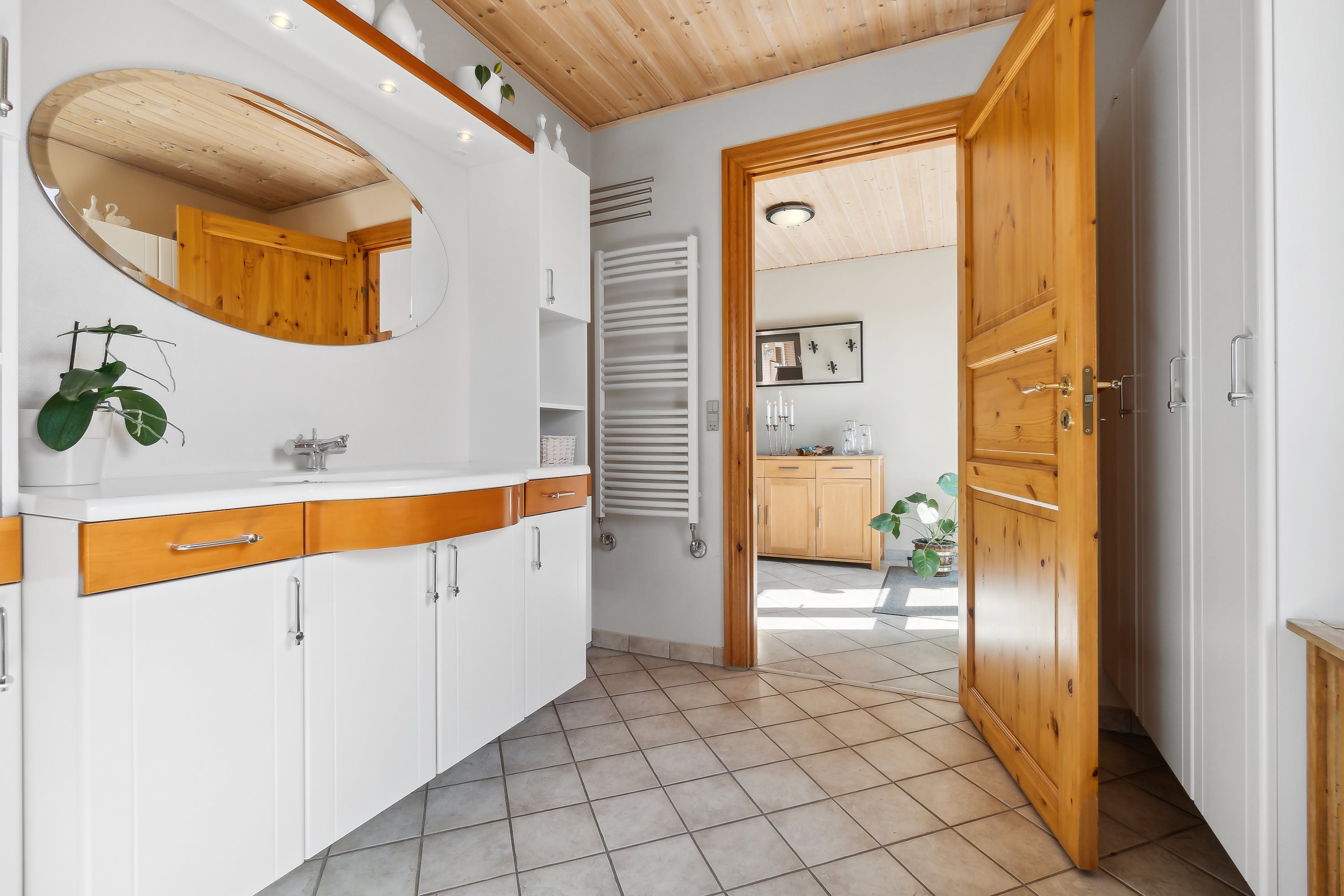 Fremhævet badeværelse billede i fuldskærmstilstand. Billede af Beerstedvej 11, Beersted, 7752 Snedsted