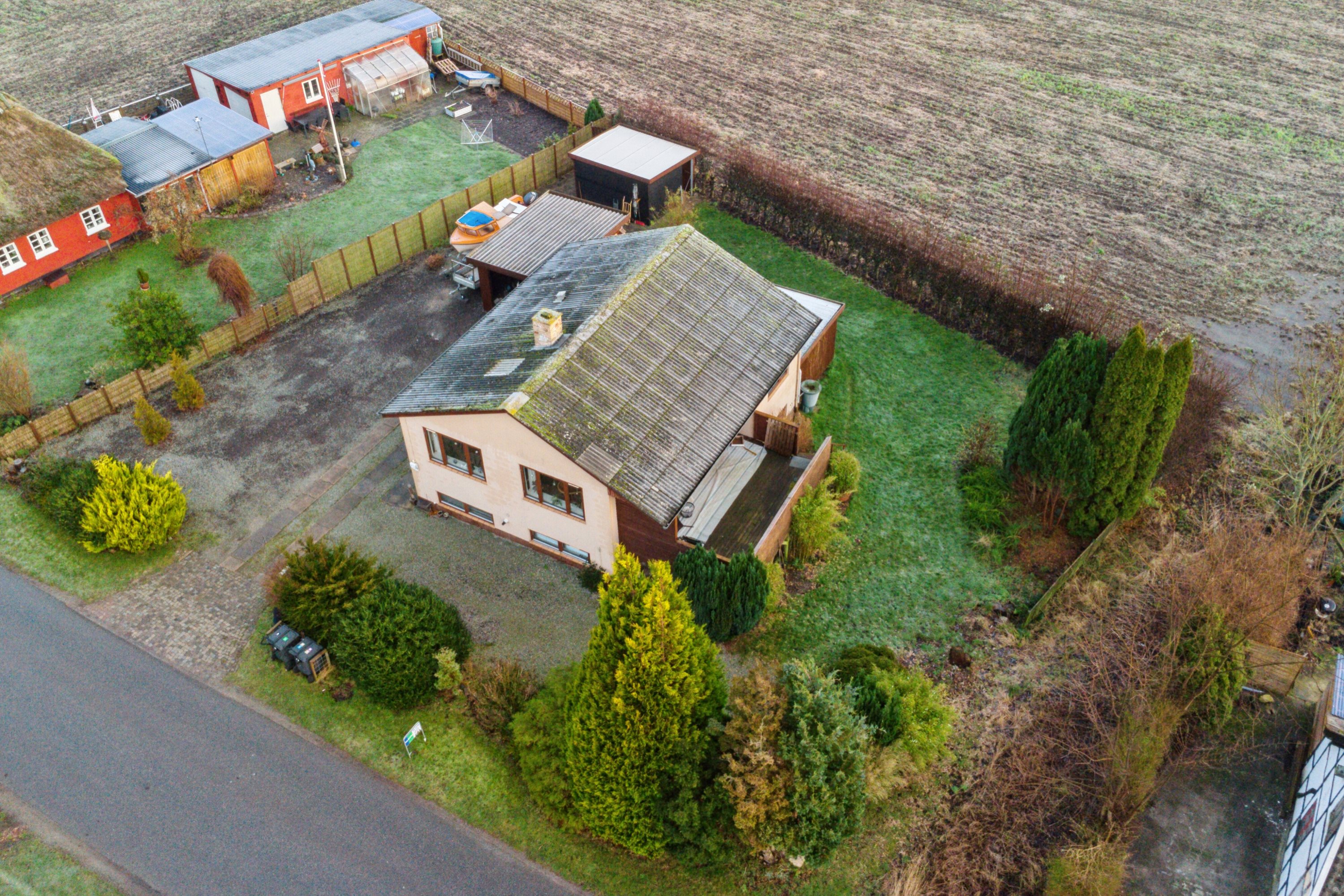 Fremhævet luftfoto billede i fuldskærmstilstand. Billede af Klintebjergvej 128, Østrup, 5450 Otterup