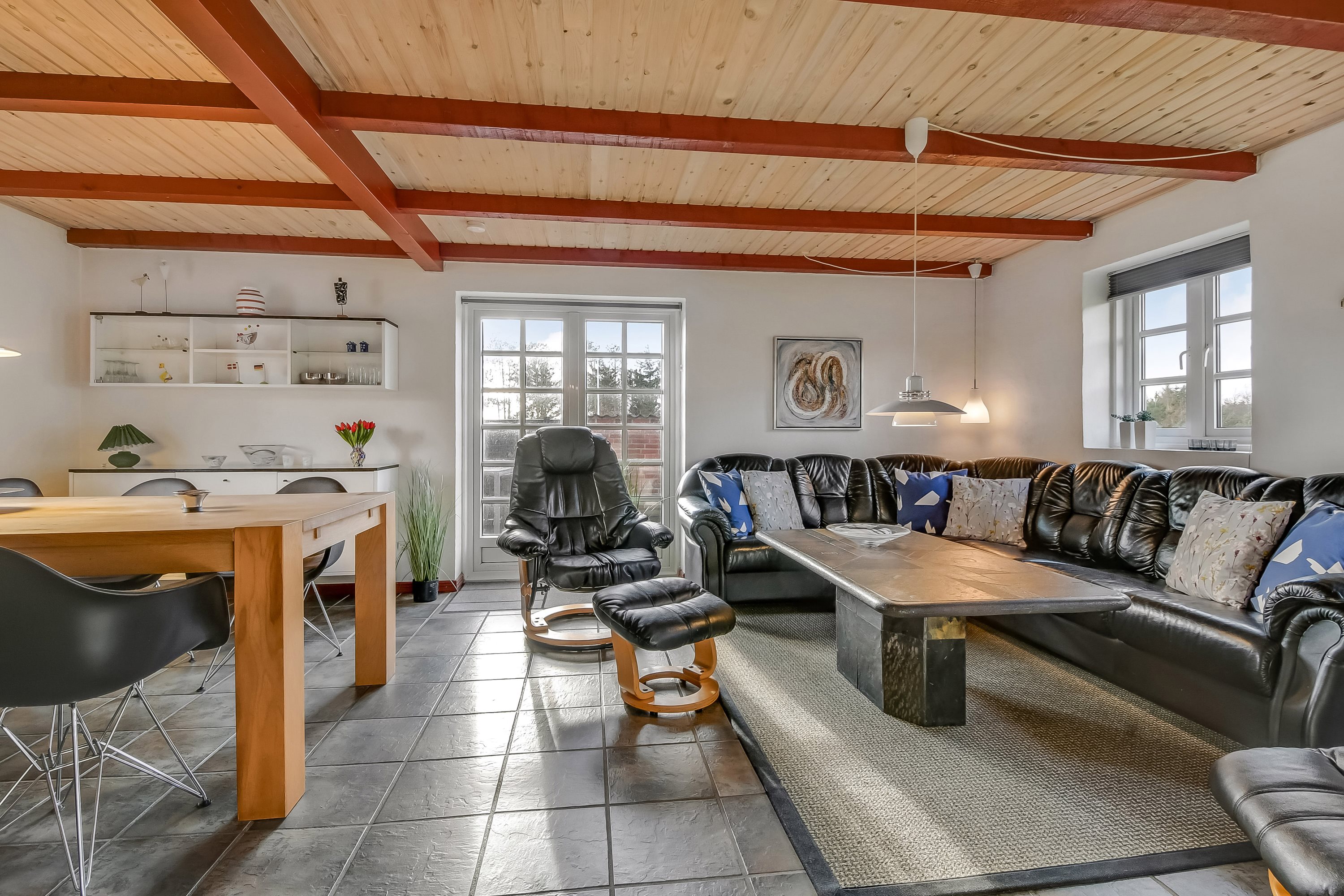 Fremhævet stue billede i fuldskærmstilstand. Billede af Knakvej 26, Vedersø, 6990 Ulfborg