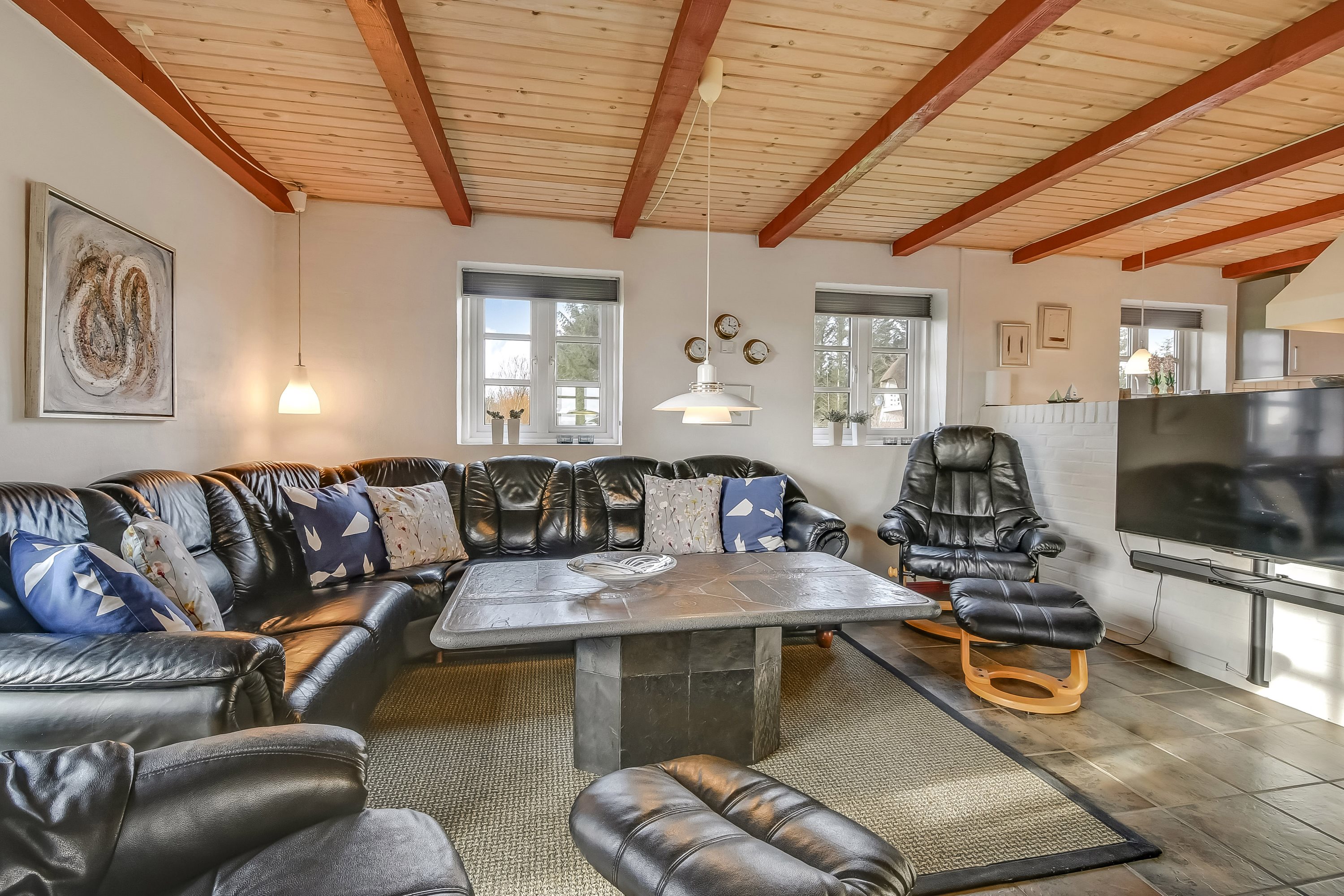 Fremhævet stue billede i fuldskærmstilstand. Billede af Knakvej 26, Vedersø, 6990 Ulfborg