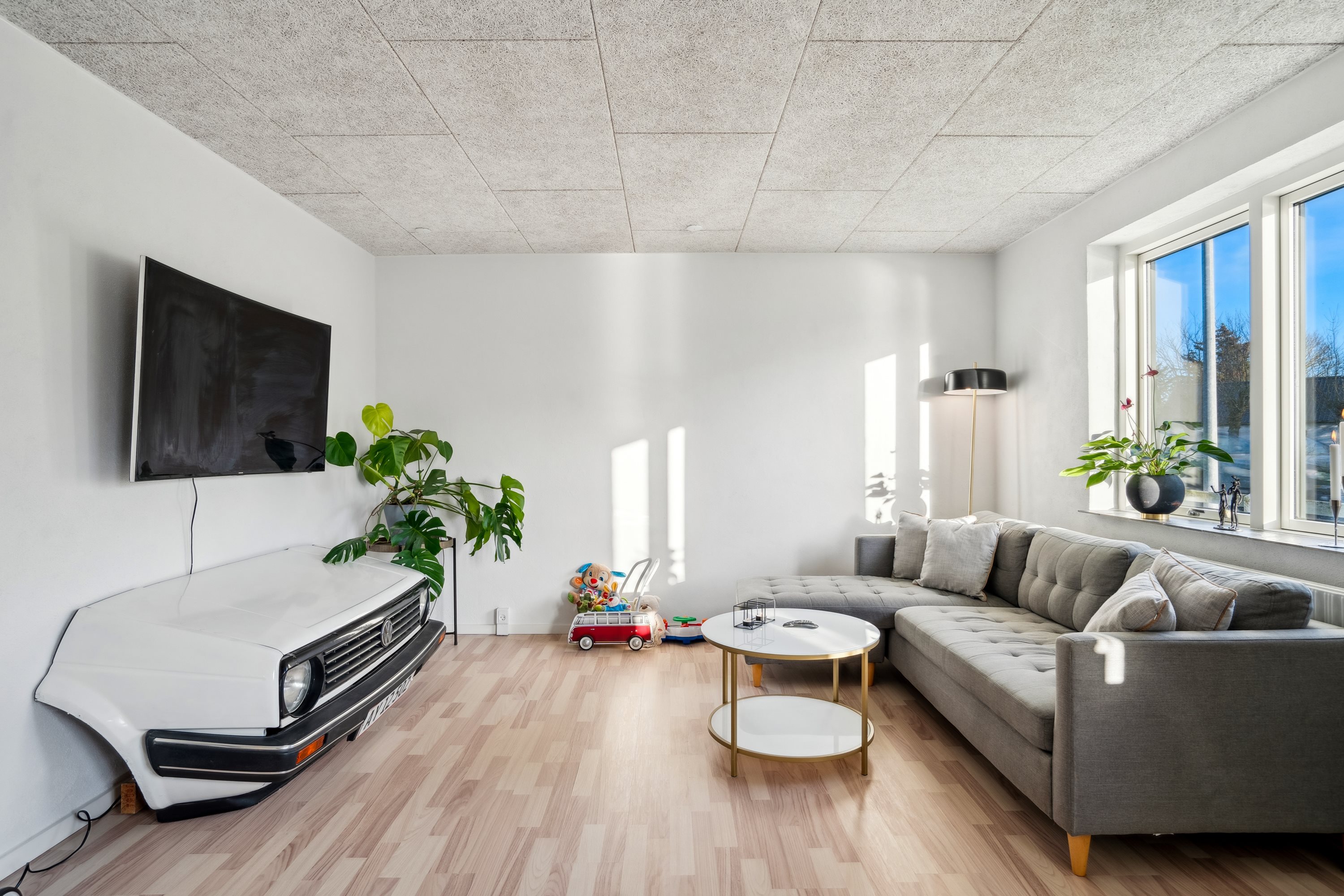 Fremhævet stue billede i fuldskærmstilstand. Billede af Løkkensvej 660, Hundelev, 9480 Løkken