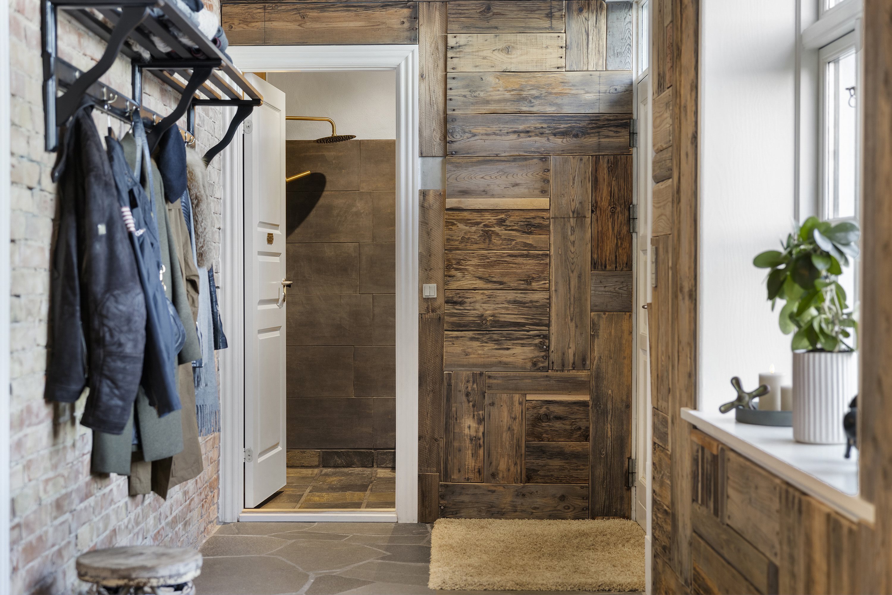 Fremhævet entré billede i fuldskærmstilstand. Billede af Smedievejen 5, 9800 Hjørring