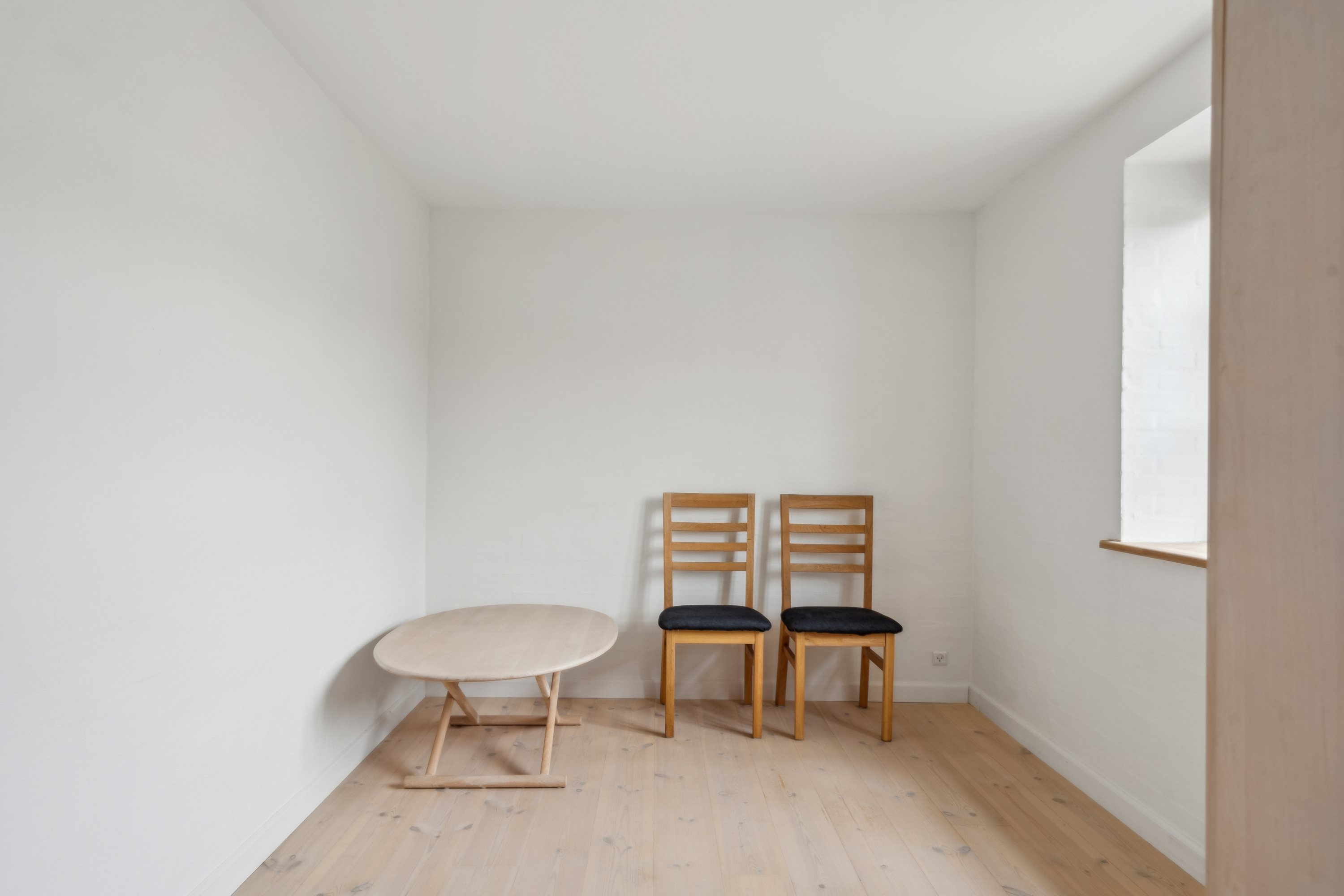 Fremhævet værelse billede i fuldskærmstilstand. Billede af Højskolevej 2A, 9760 Vrå