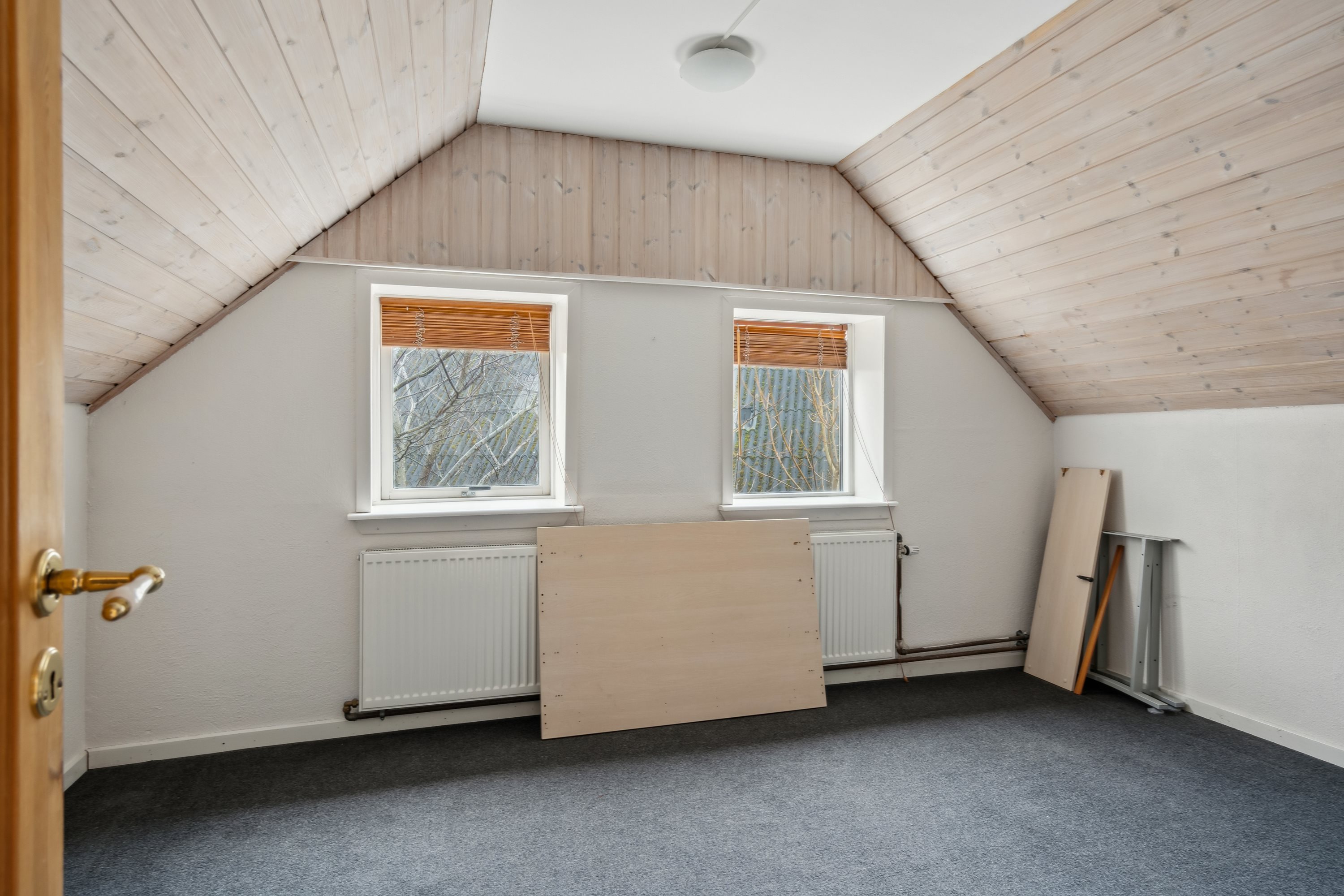 Fremhævet værelse billede i fuldskærmstilstand. Billede af Højskolevej 2A, 9760 Vrå