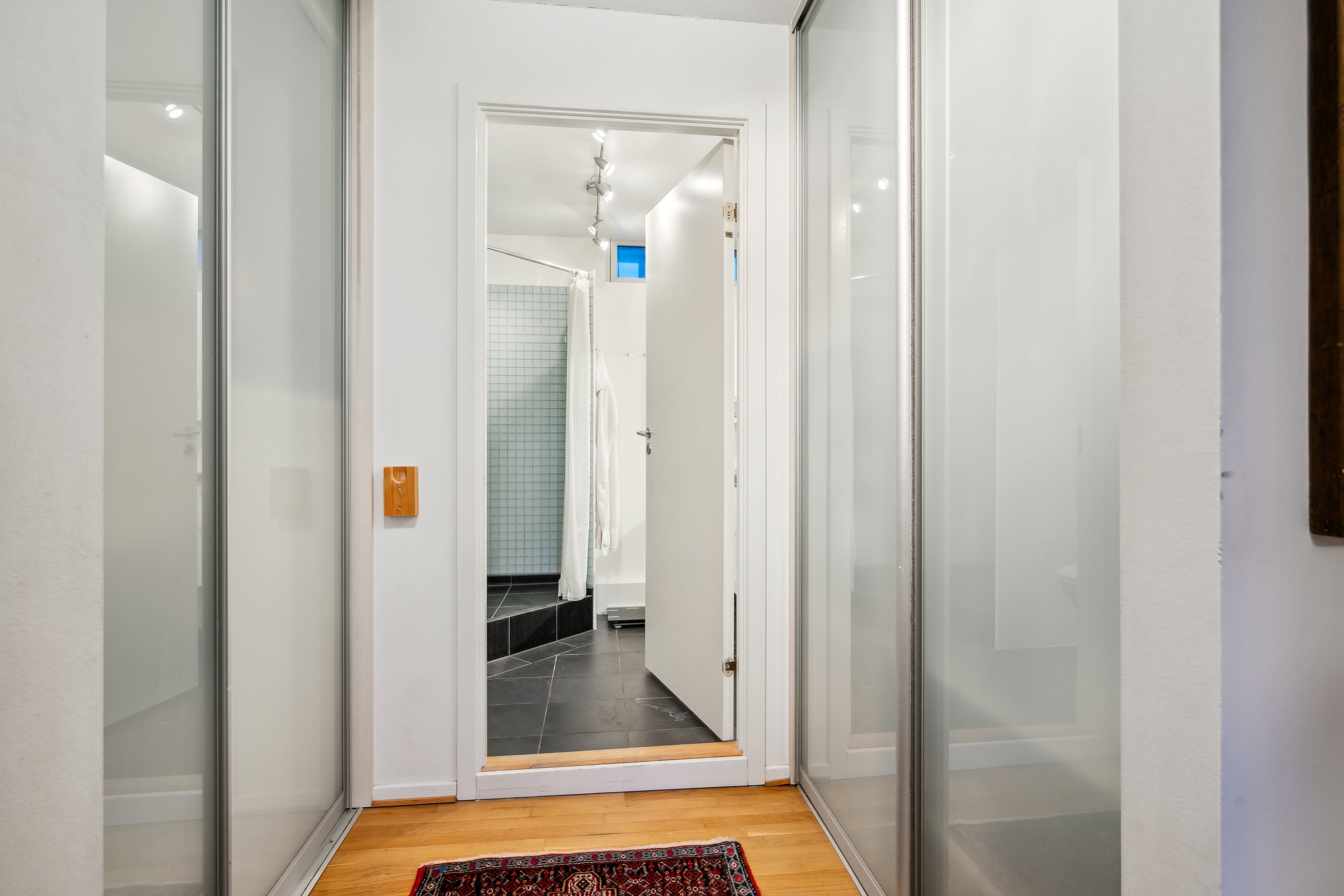 Fremhævet entré billede i fuldskærmstilstand. Billede af Vestervang 38, 2. 3822., 8000 Aarhus C