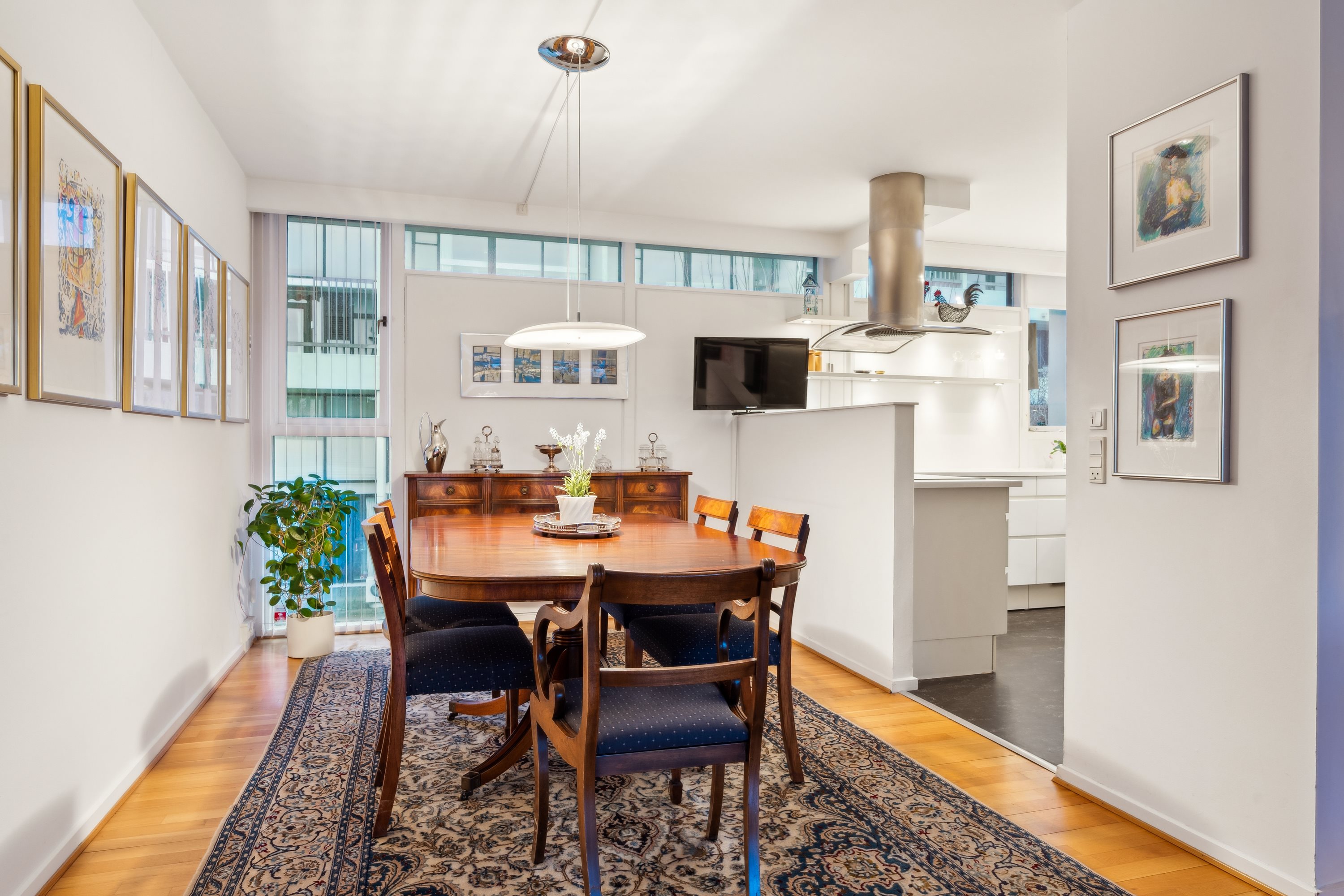 Fremhævet stue billede i fuldskærmstilstand. Billede af Vestervang 38, 2. 3822., 8000 Aarhus C