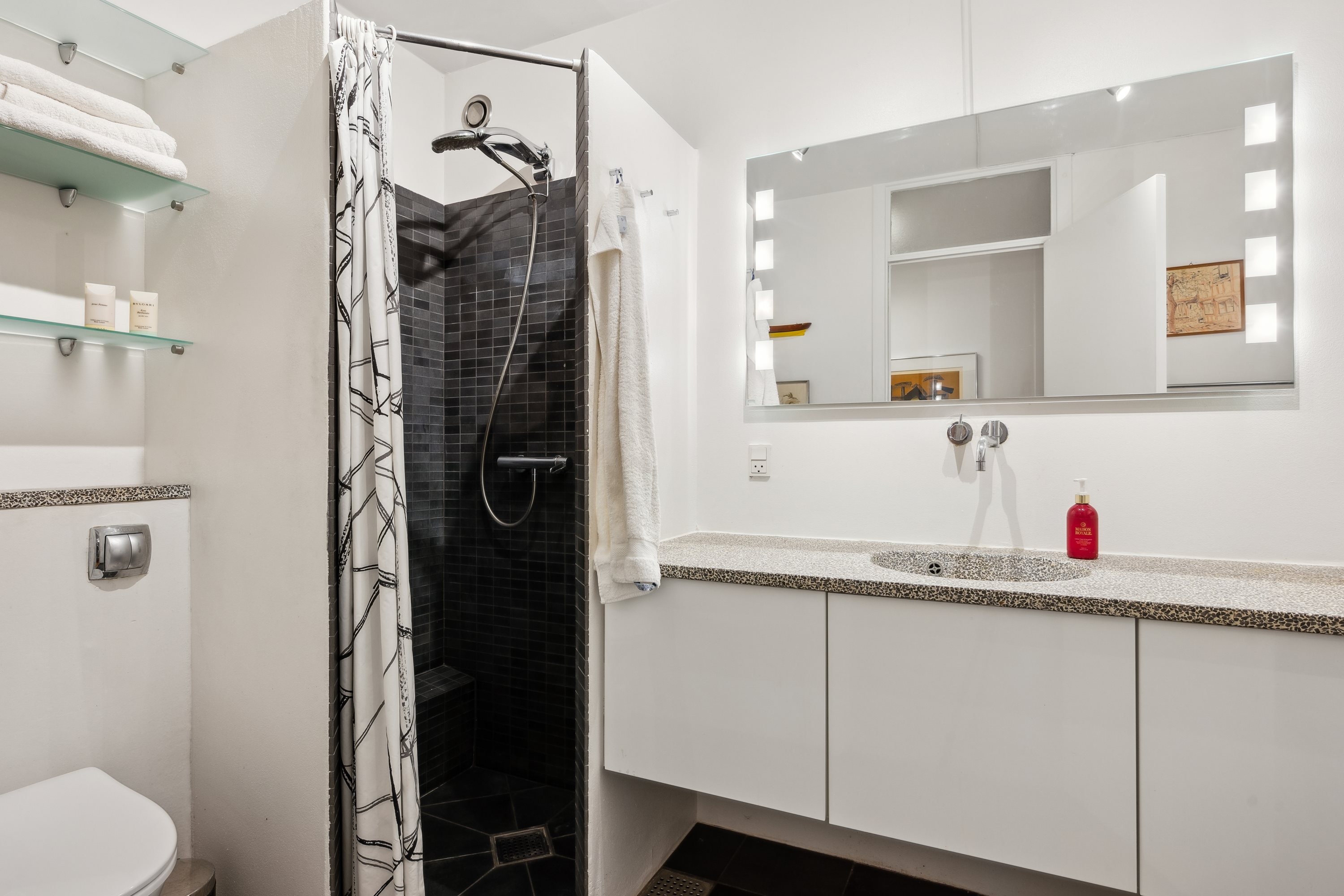 Fremhævet badeværelse billede i fuldskærmstilstand. Billede af Vestervang 38, 2. 3822., 8000 Aarhus C