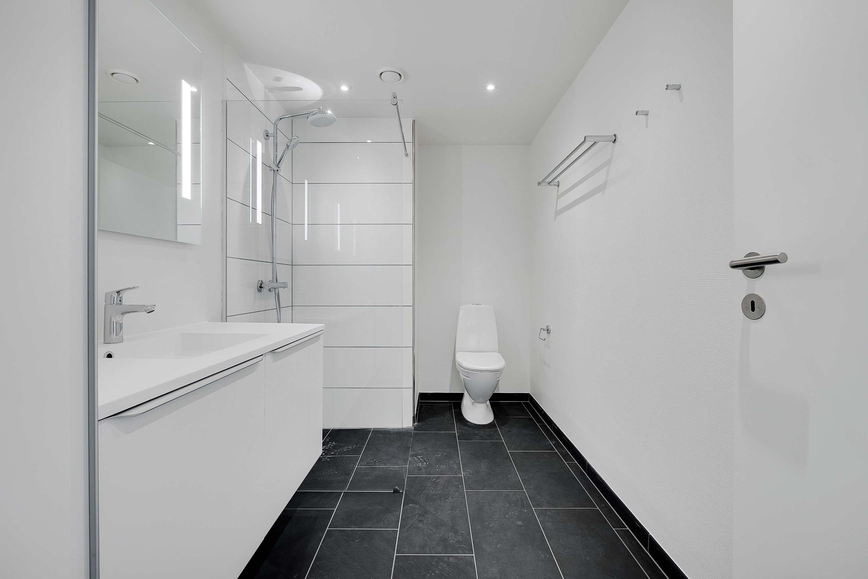 Fremhævet  billede i fuldskærmstilstand. Billede af Vindegade 144, 1. 1., 5000 Odense C