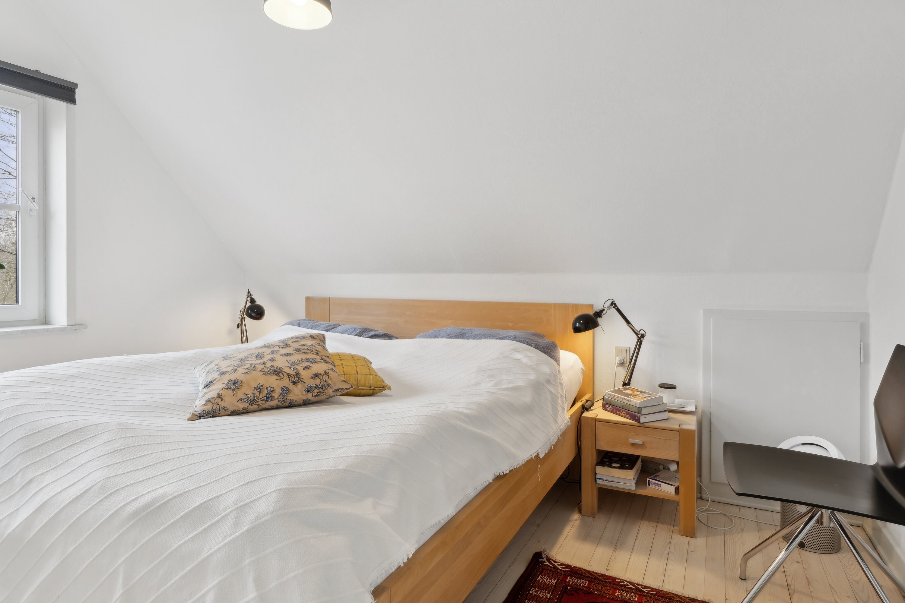 Fremhævet soveværelse billede i fuldskærmstilstand. Billede af Møllevænget 21, 9870 Sindal