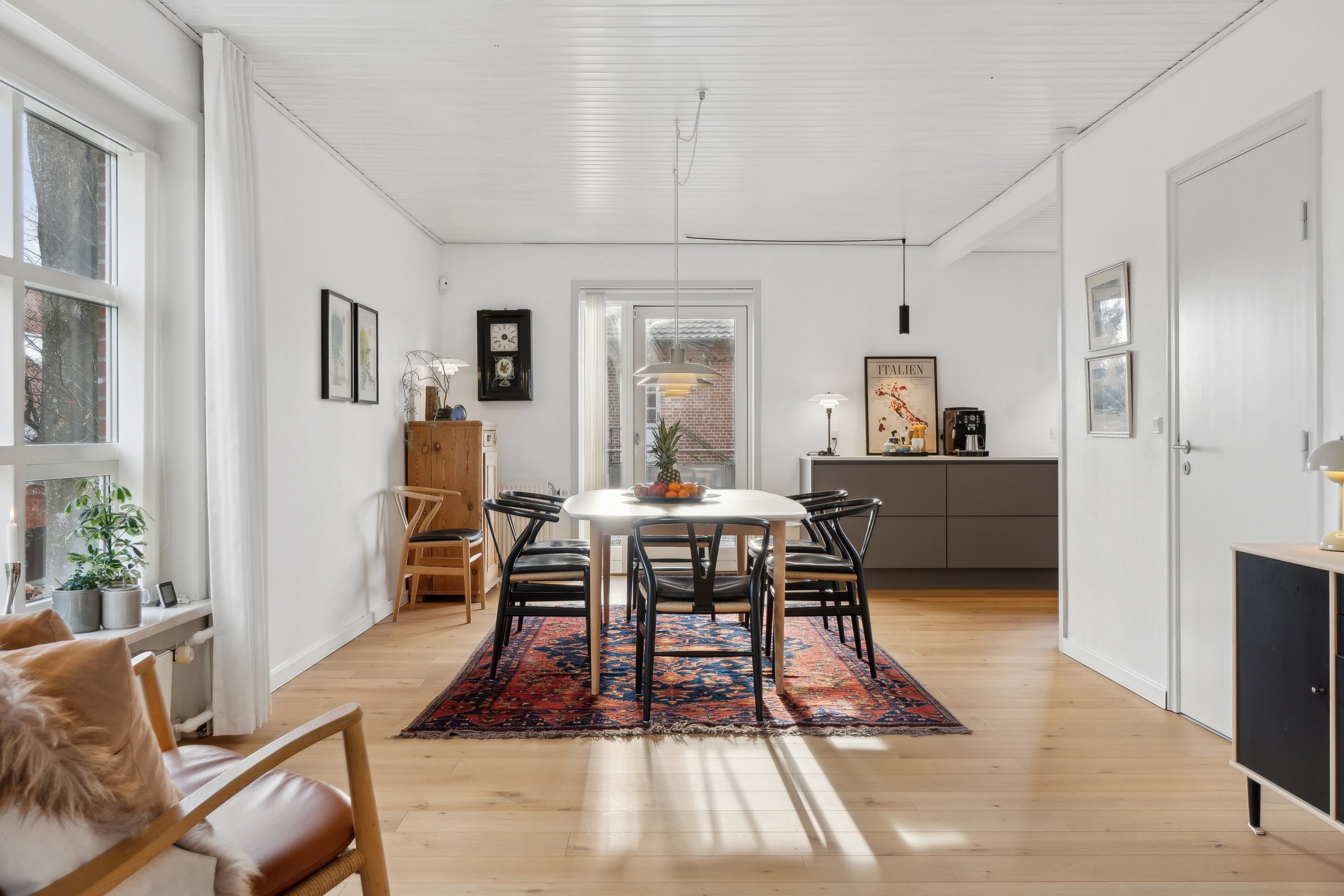 Fremhævet spiseplads billede i fuldskærmstilstand. Billede af Møllevænget 21, 9870 Sindal