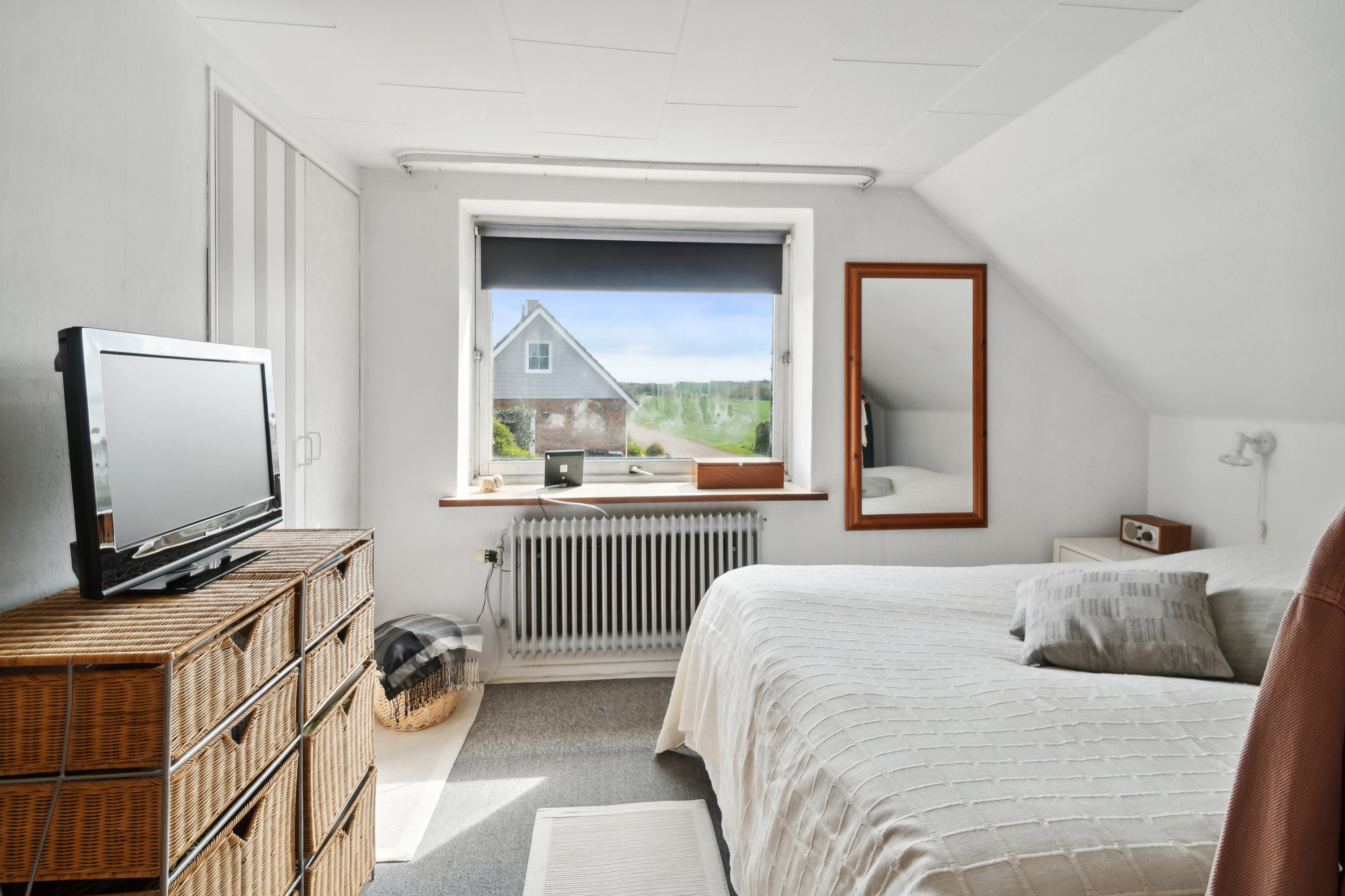 Fremhævet soveværelse billede i fuldskærmstilstand. Billede af Bjerregravvej 93, Øster Bjerregrav, 8920 Randers NV