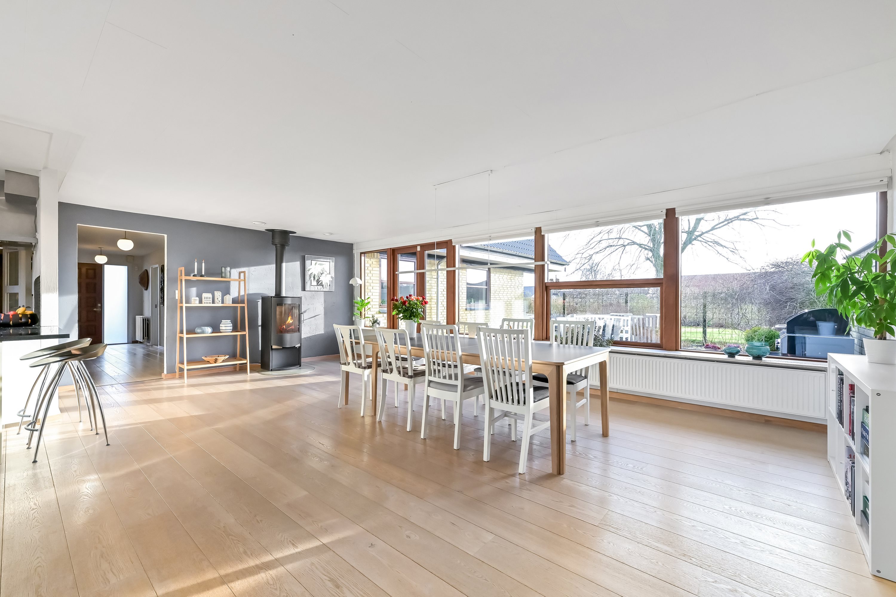 Fremhævet alrum billede i fuldskærmstilstand. Billede af Linåvænget 2, 7451 Sunds