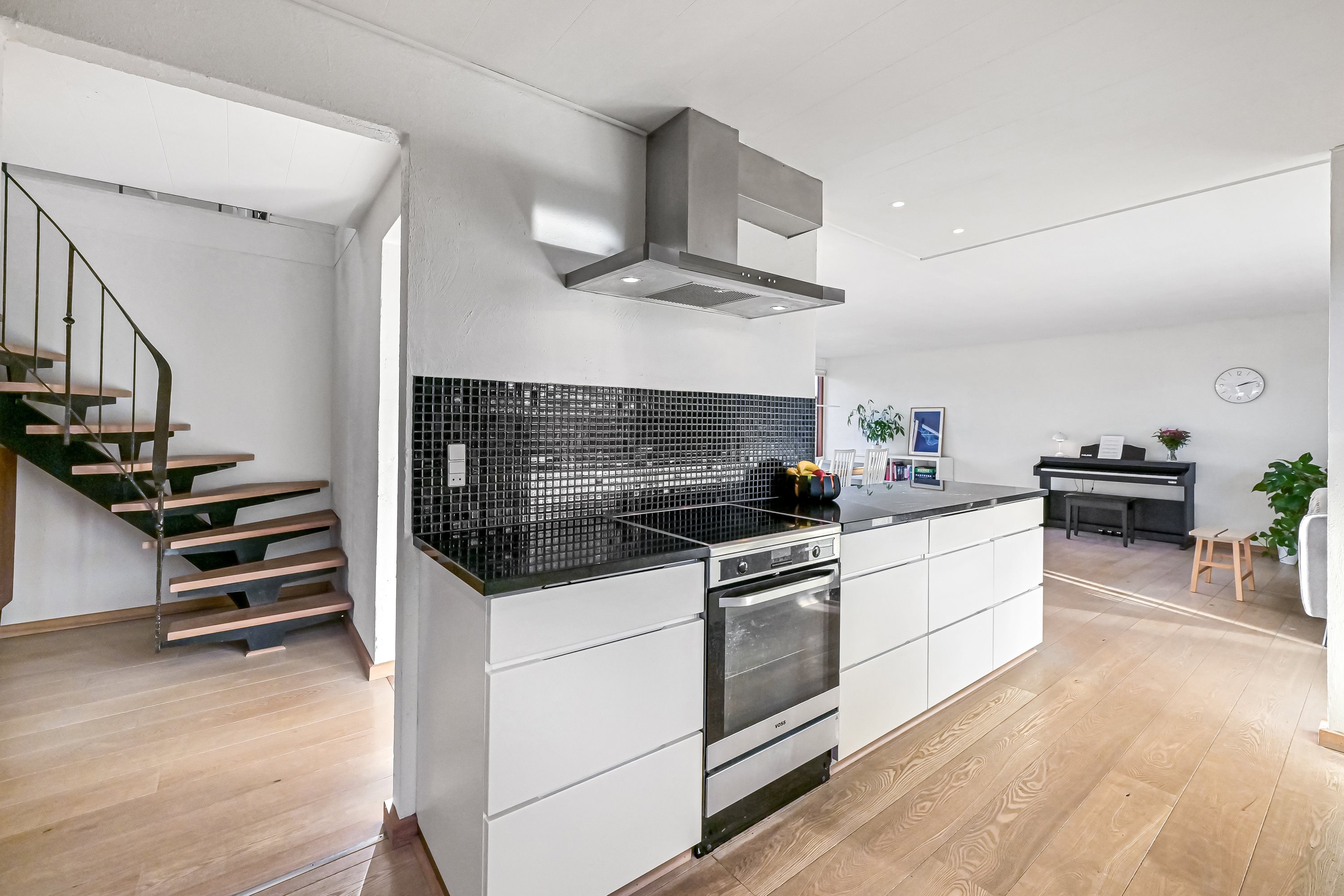 Fremhævet køkken billede i fuldskærmstilstand. Billede af Linåvænget 2, 7451 Sunds