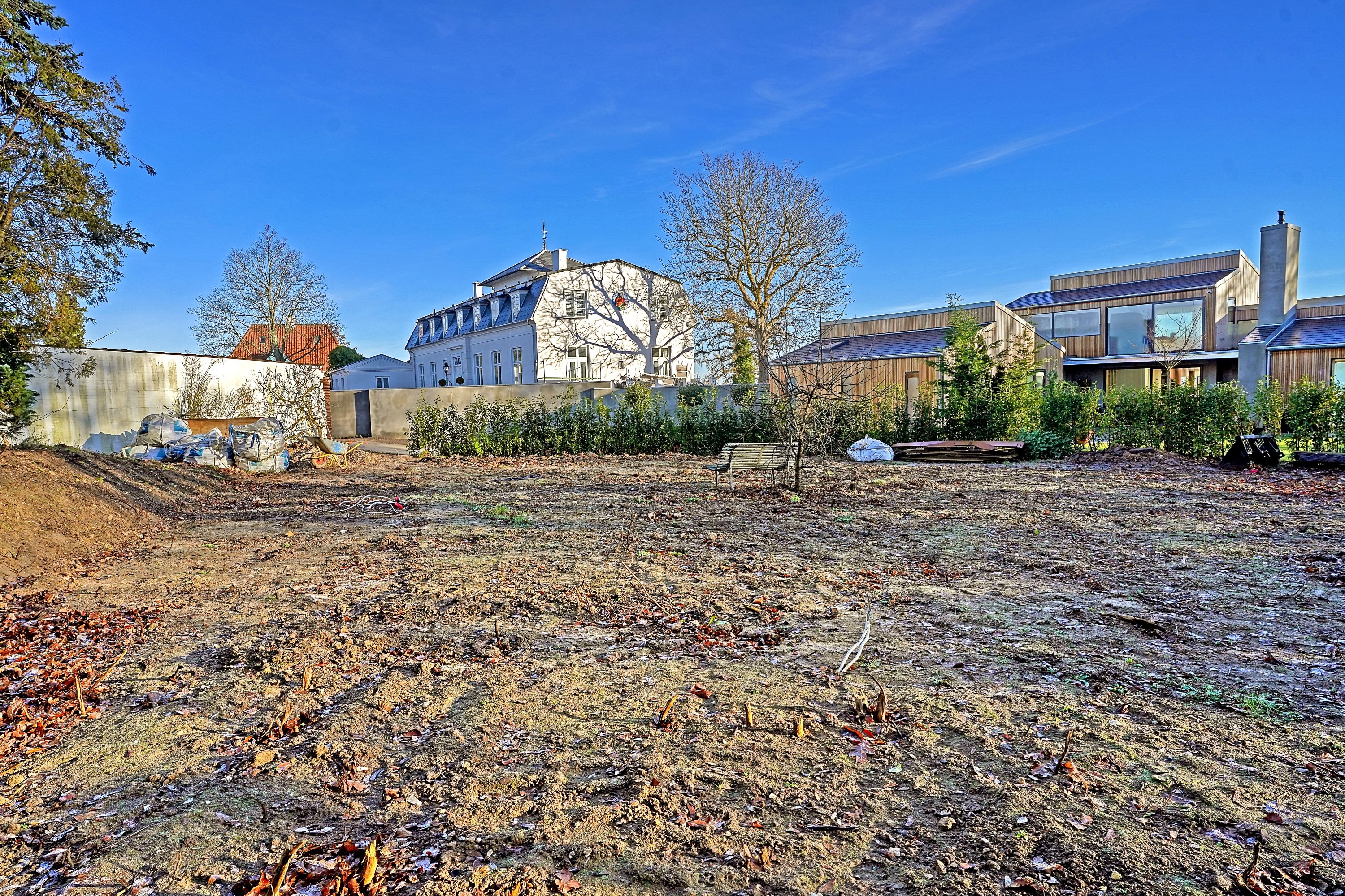 Fremhævet grund billede i fuldskærmstilstand. Billede af Strand Alle 11, 3050 Humlebæk