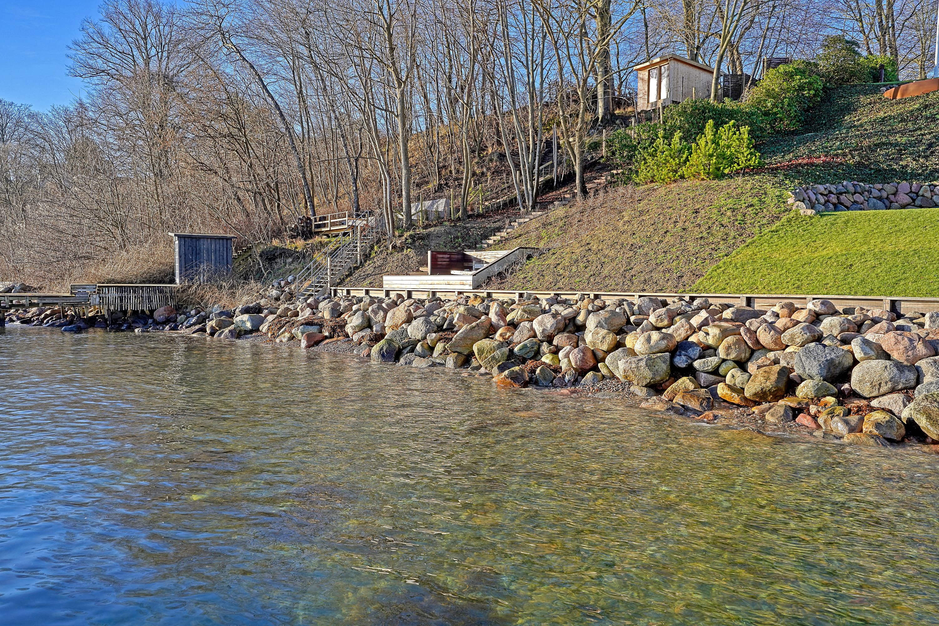 Fremhævet terrasse billede i fuldskærmstilstand. Billede af Strand Alle 11, 3050 Humlebæk
