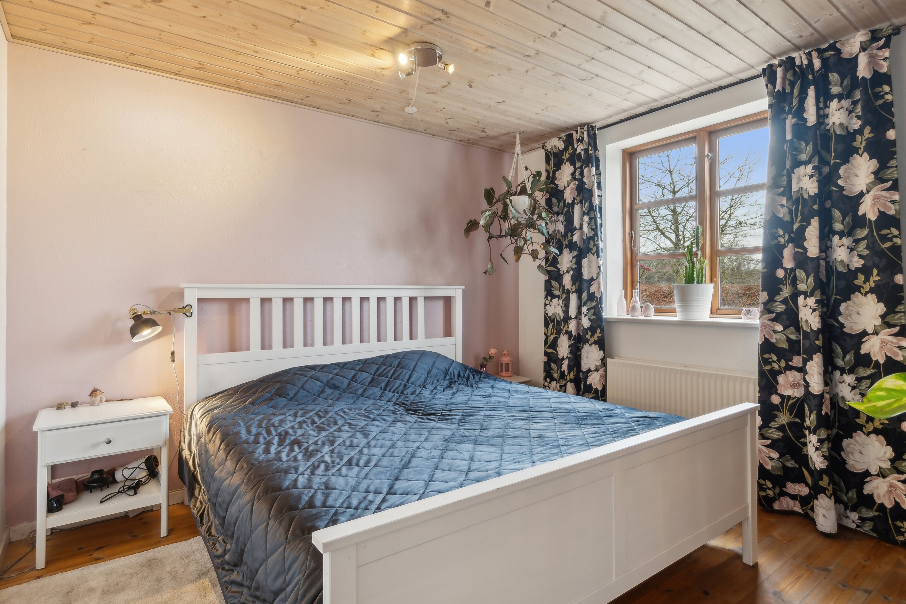 Fremhævet soveværelse billede i fuldskærmstilstand. Billede af Ringstedvej 181, 4300 Holbæk