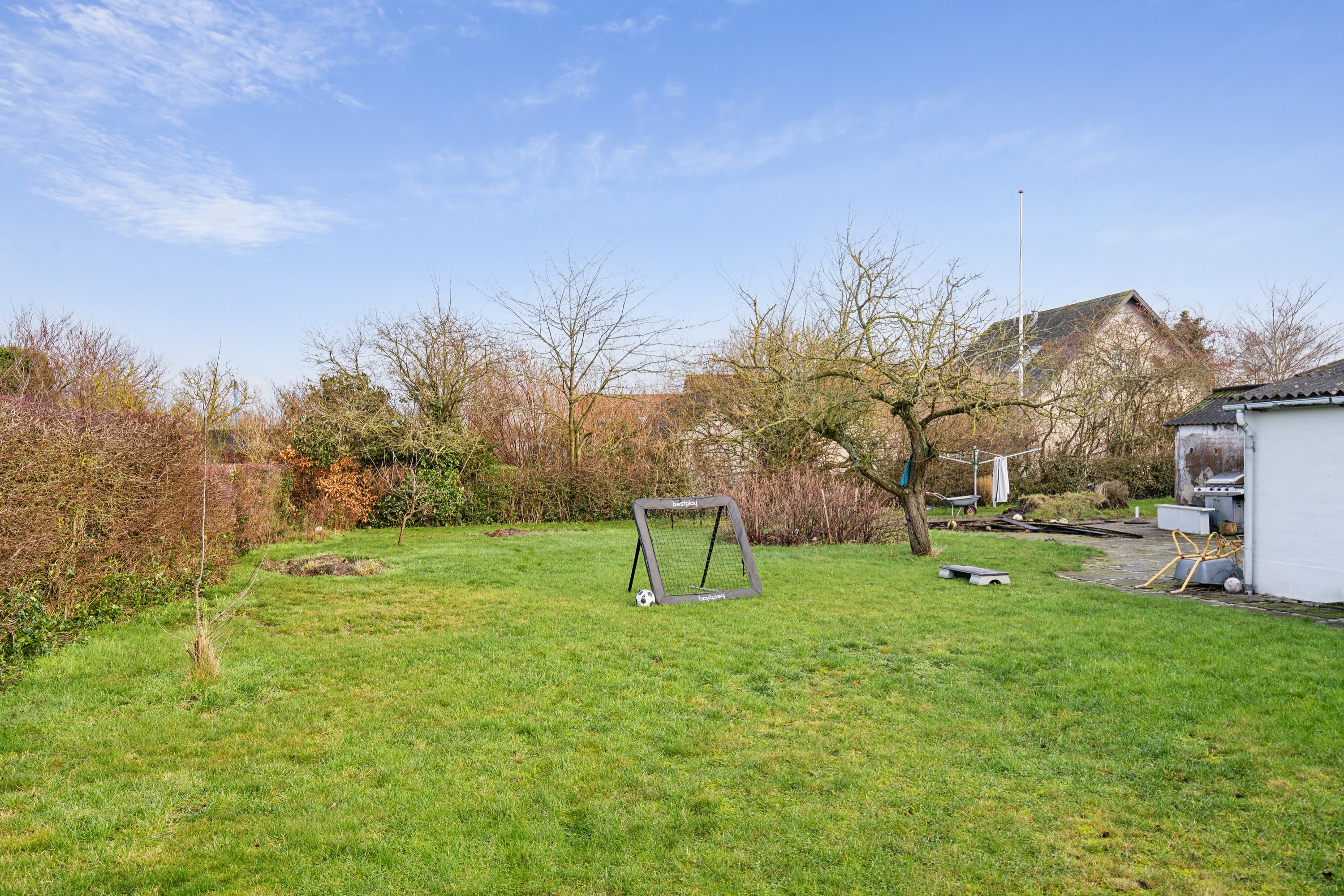 Fremhævet have billede i fuldskærmstilstand. Billede af Lunden 68, Bullerup, 5320 Agedrup