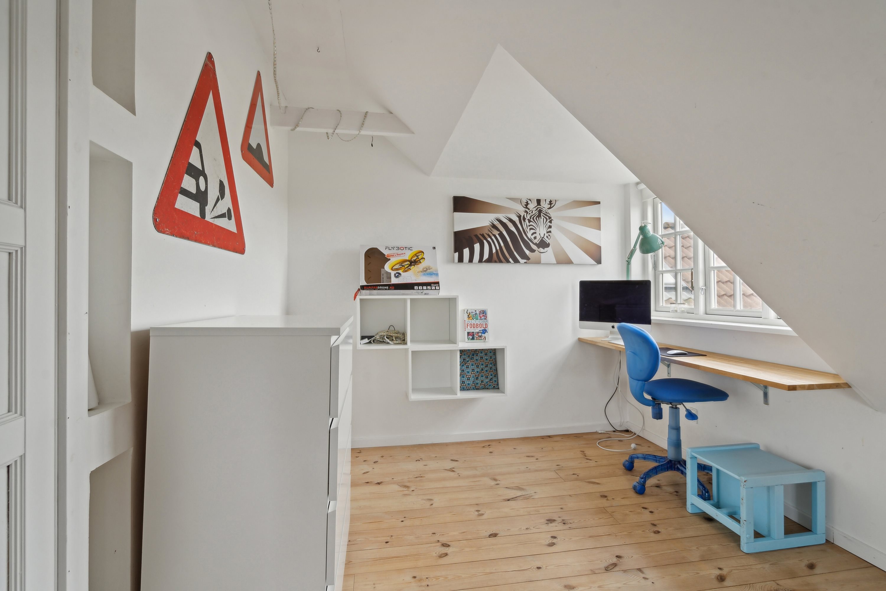 Fremhævet arbejdsværelse billede i fuldskærmstilstand. Billede af Lunden 68, Bullerup, 5320 Agedrup