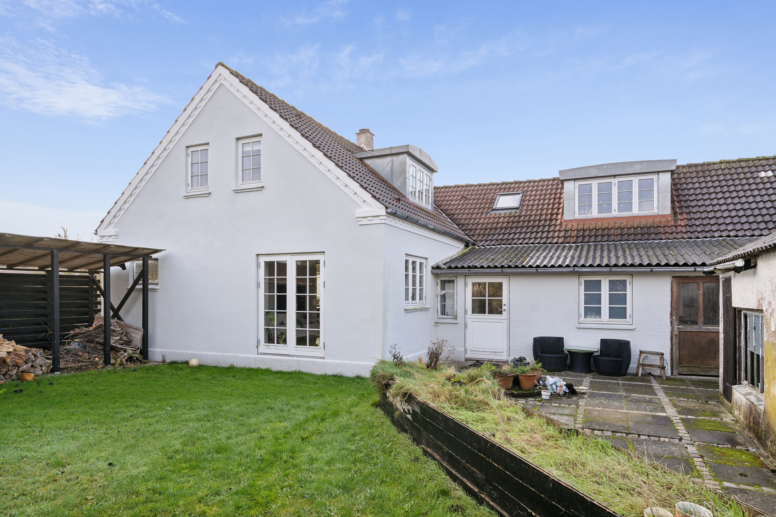 Fremhævet set fra haven billede i fuldskærmstilstand. Billede af Lunden 68, Bullerup, 5320 Agedrup