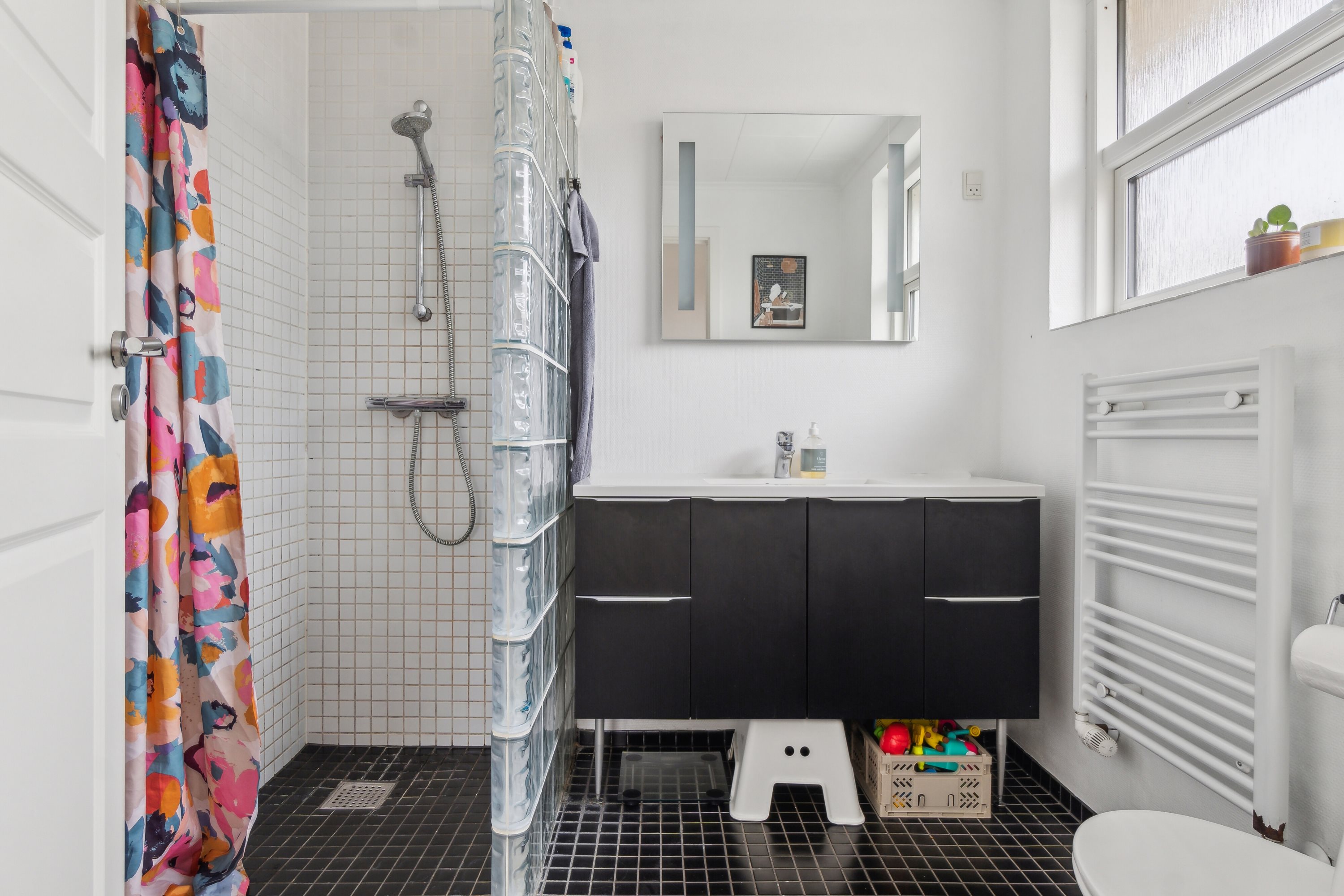 Fremhævet badeværelse billede i fuldskærmstilstand. Billede af Vinkelvej 10, 5853 Ørbæk