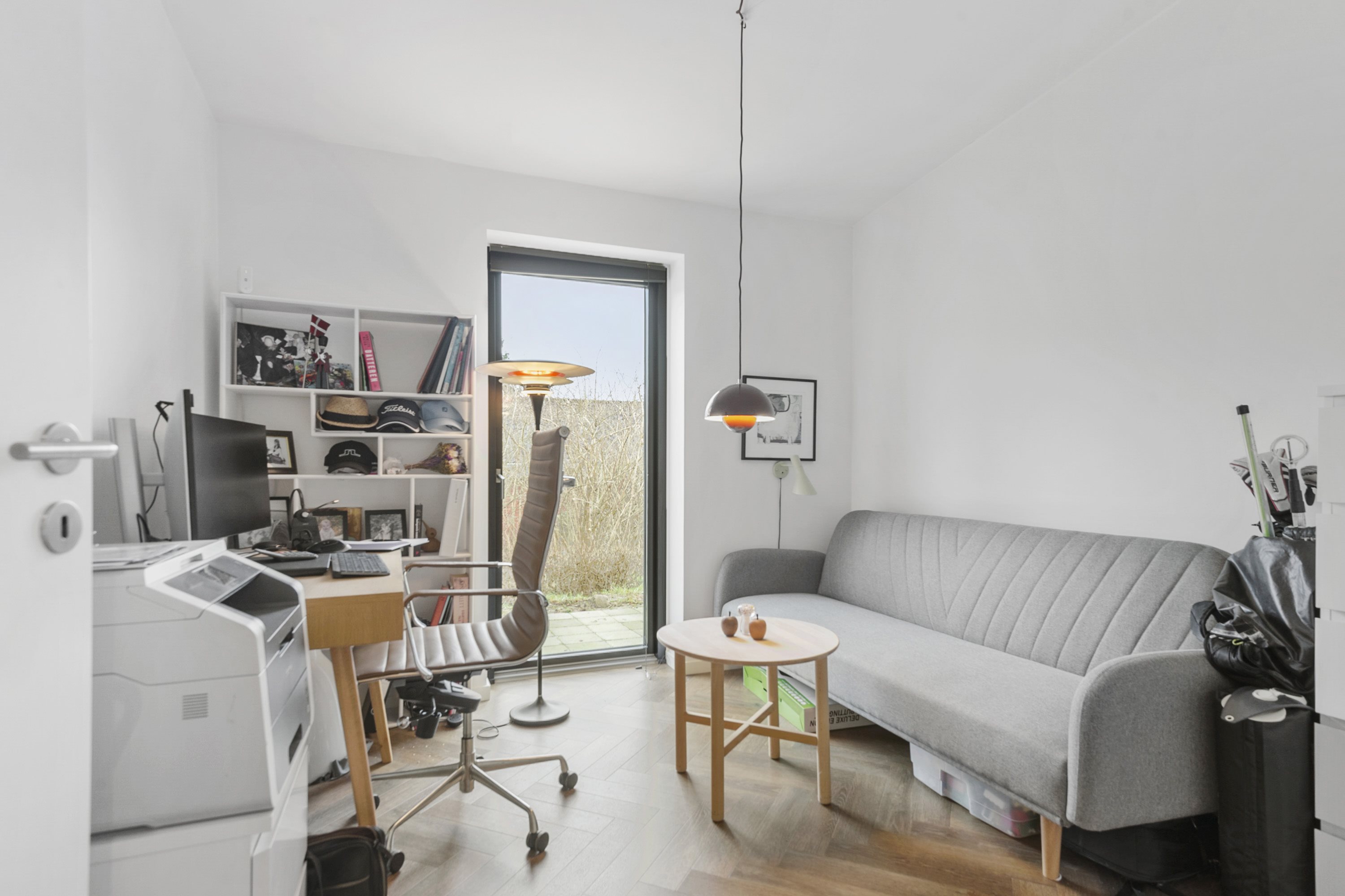 Fremhævet stue billede i fuldskærmstilstand. Billede af Sandageralle 39, 8300 Odder