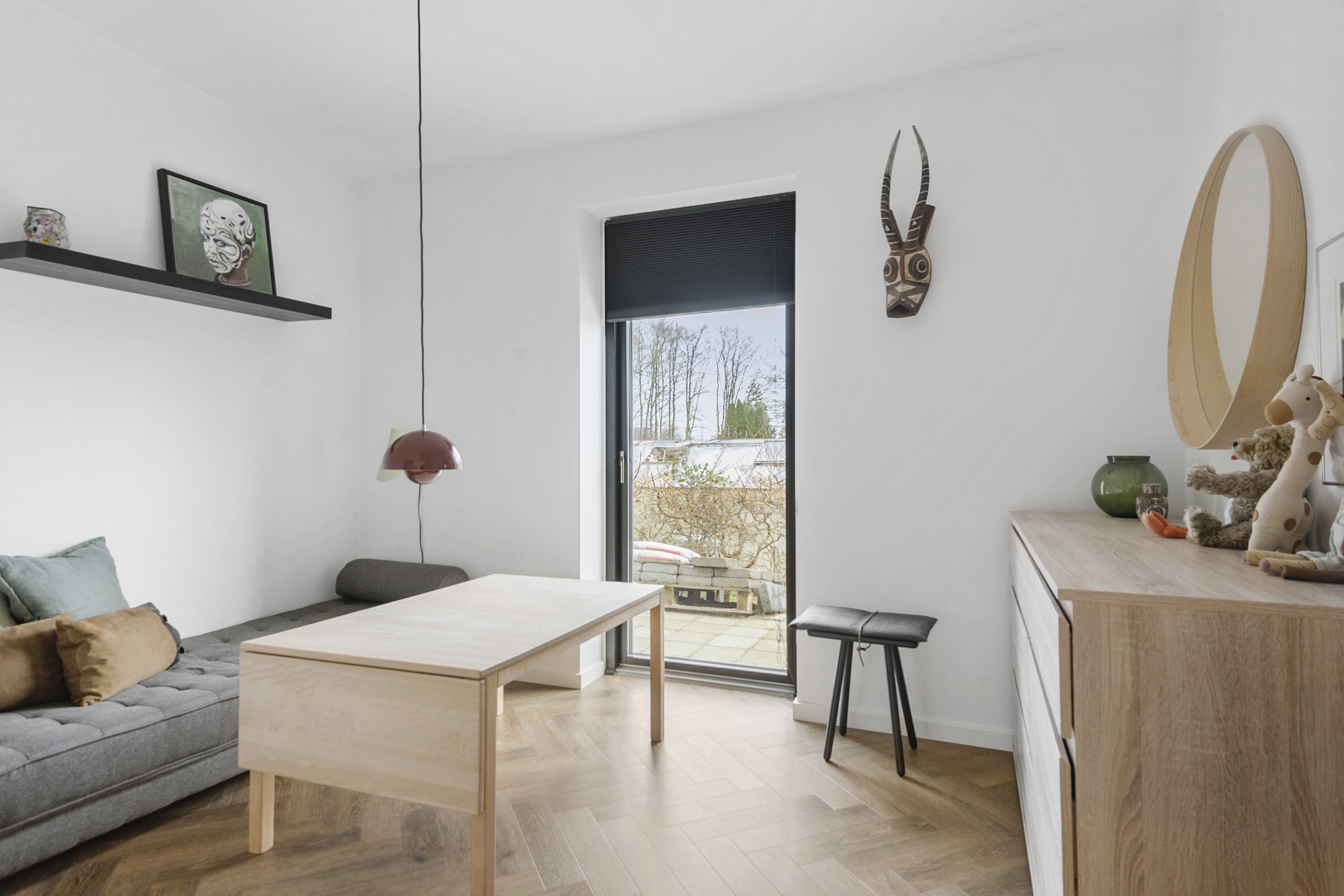 Fremhævet stue billede i fuldskærmstilstand. Billede af Sandageralle 39, 8300 Odder