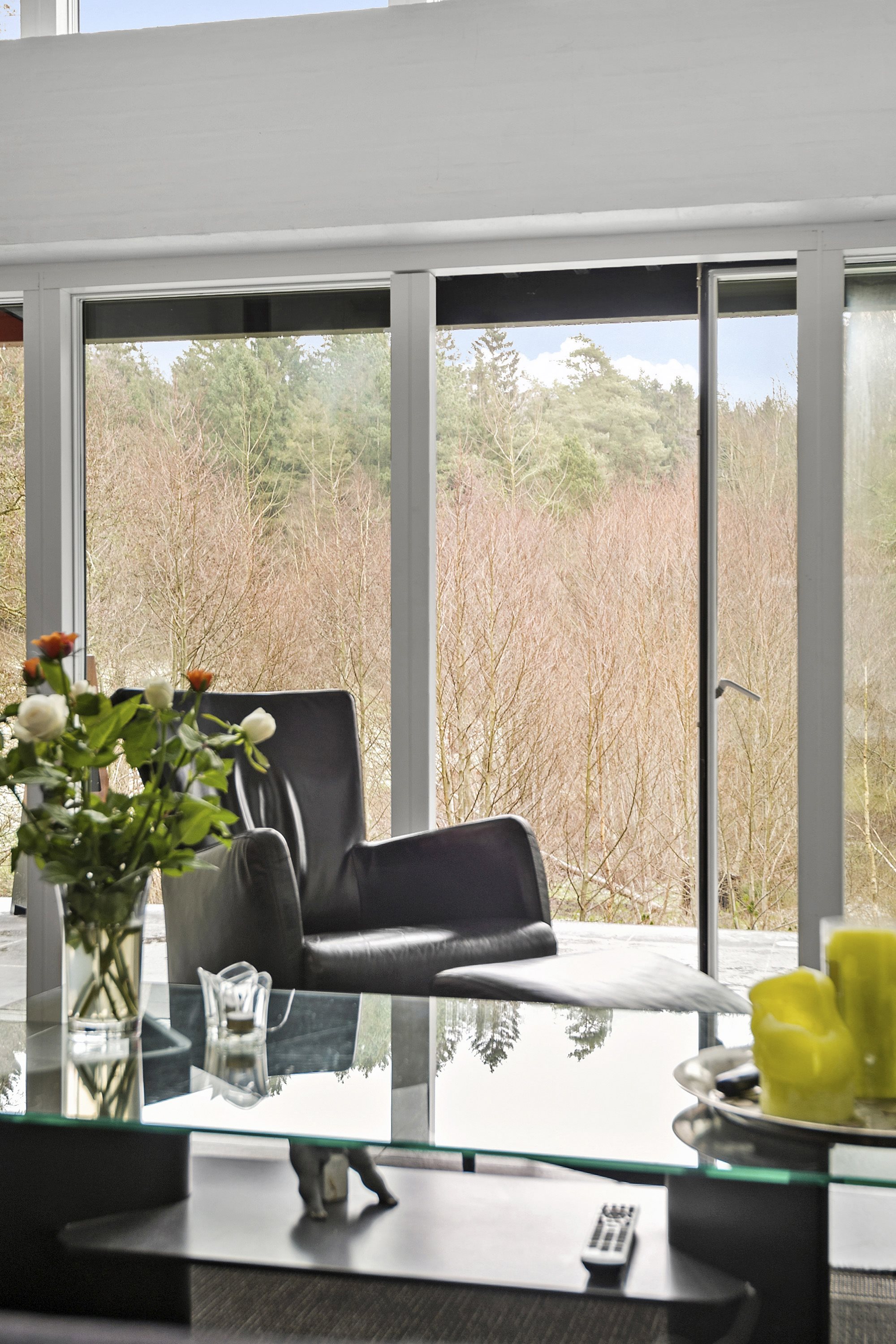 Fremhævet stue billede i fuldskærmstilstand. Billede af Svinballevej 45+47, Sondrup, 8350 Hundslund